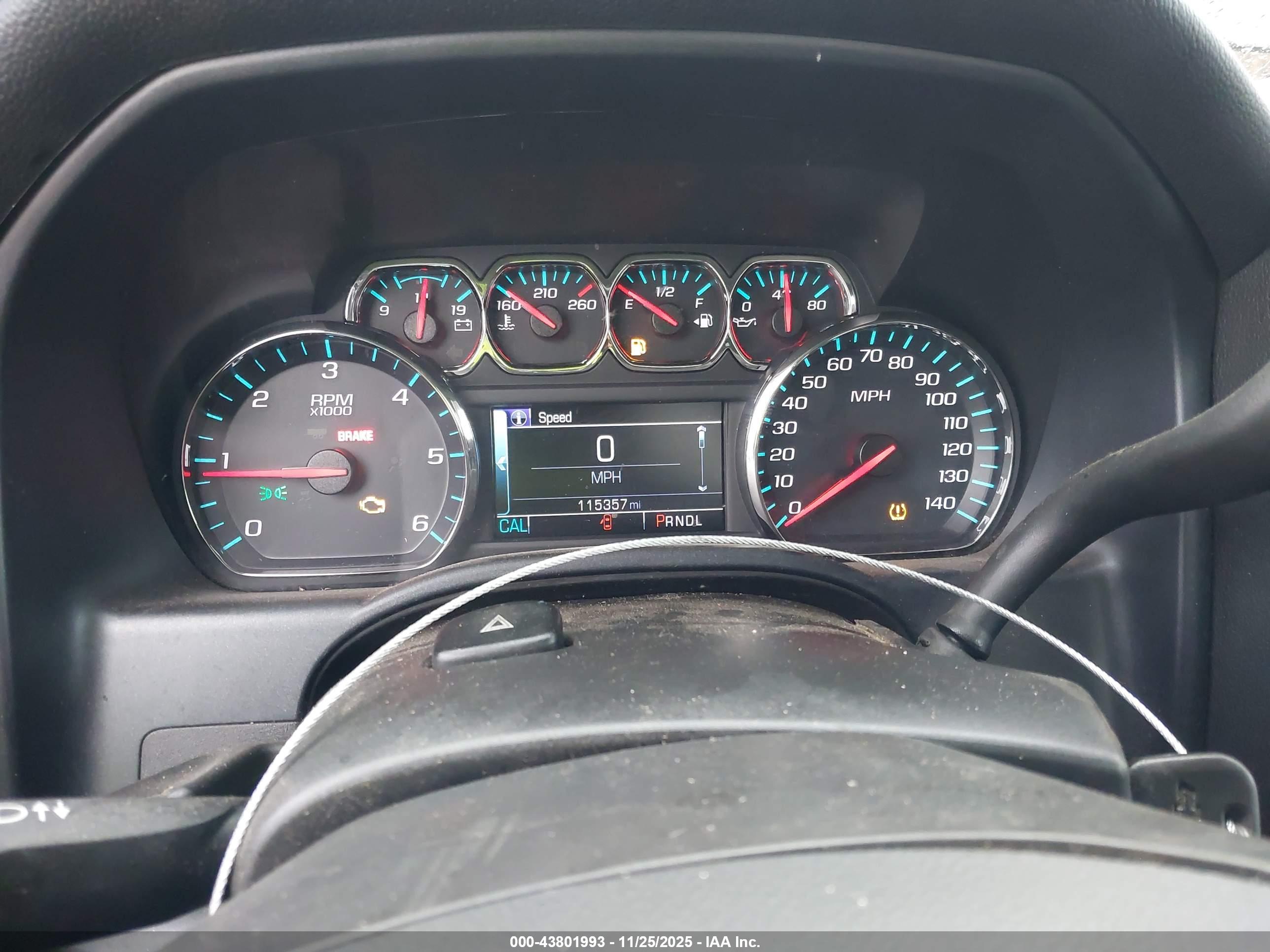 CHEVROLET SILVERADO image 7