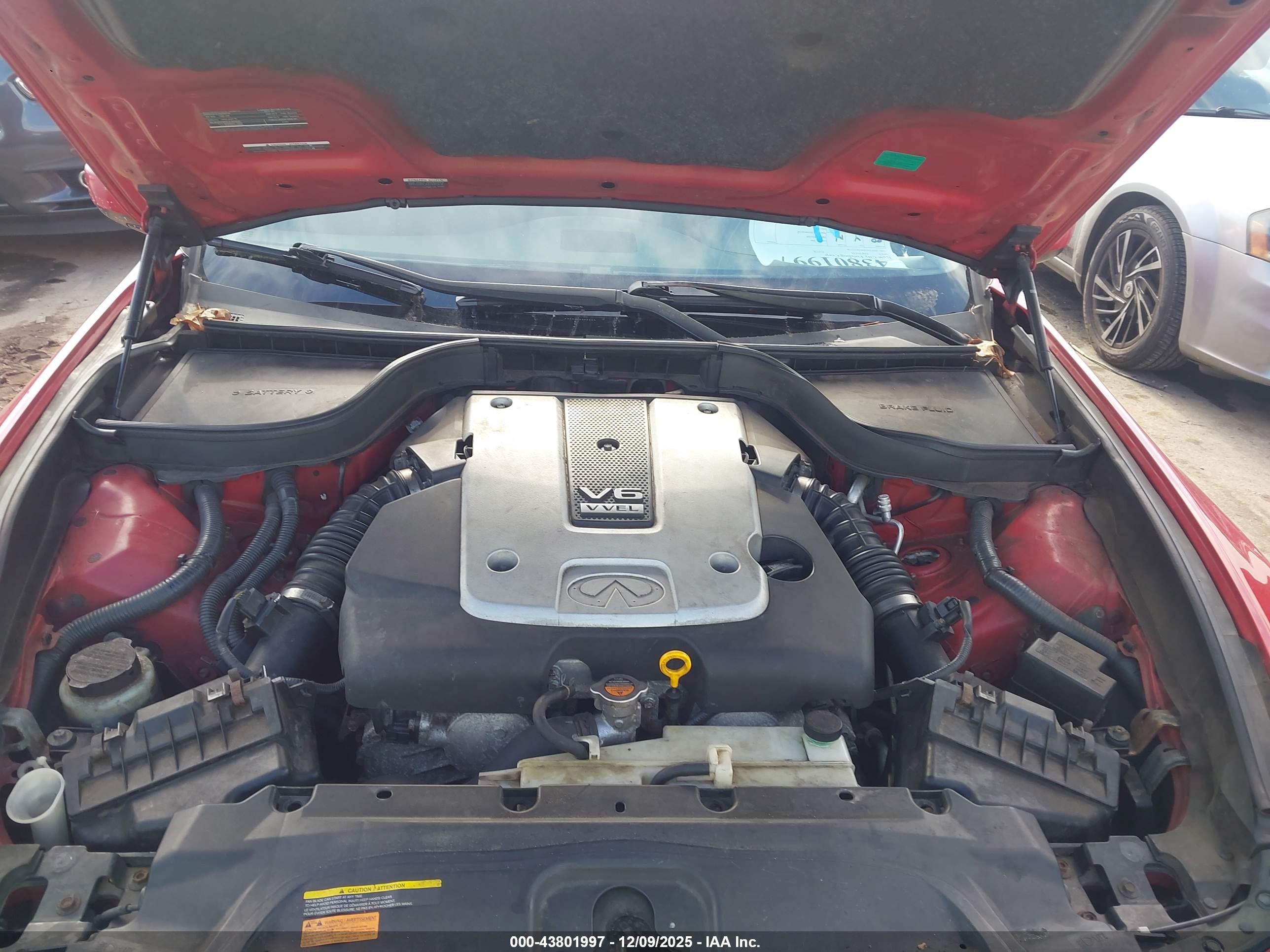 INFINITI G37X image 10