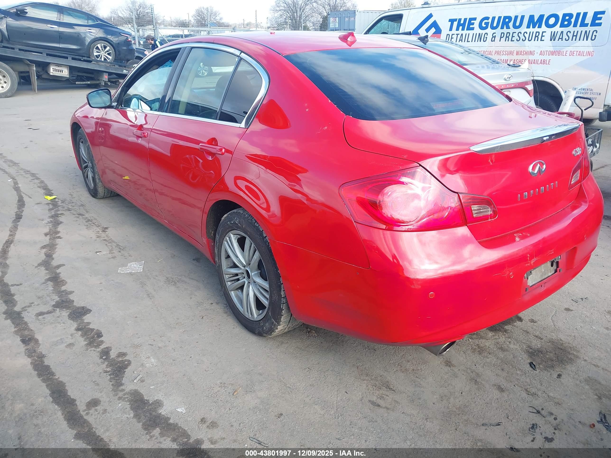 INFINITI G37X image 3