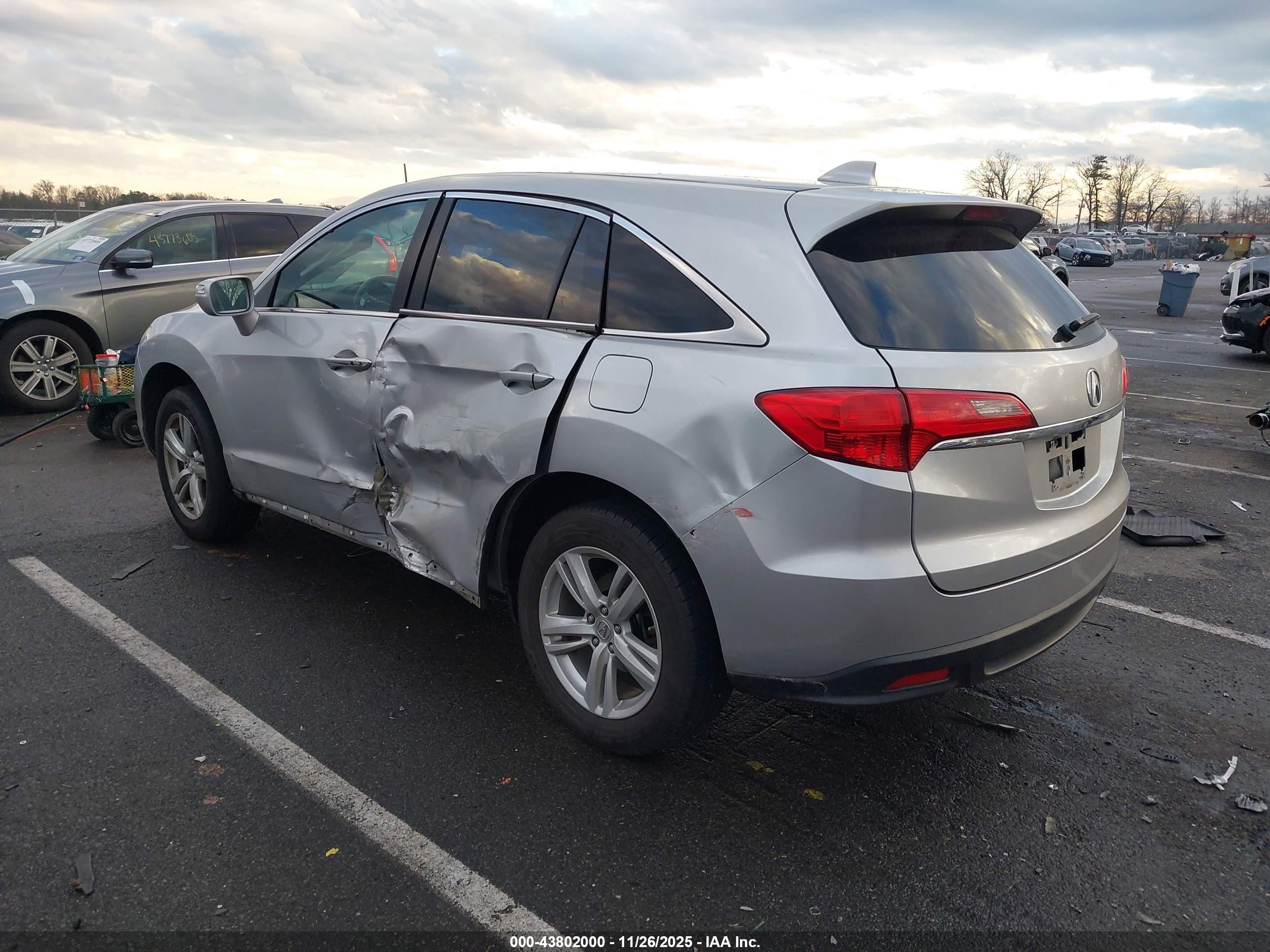 ACURA RDX image 3