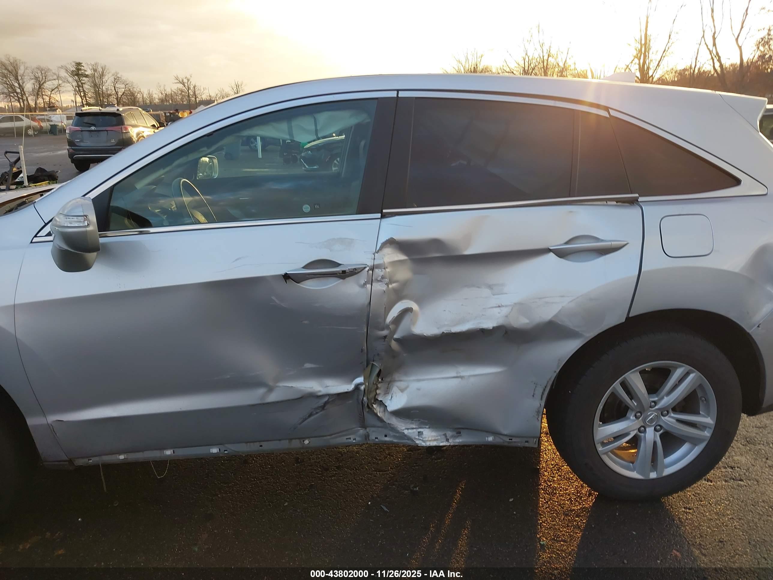ACURA RDX image 6