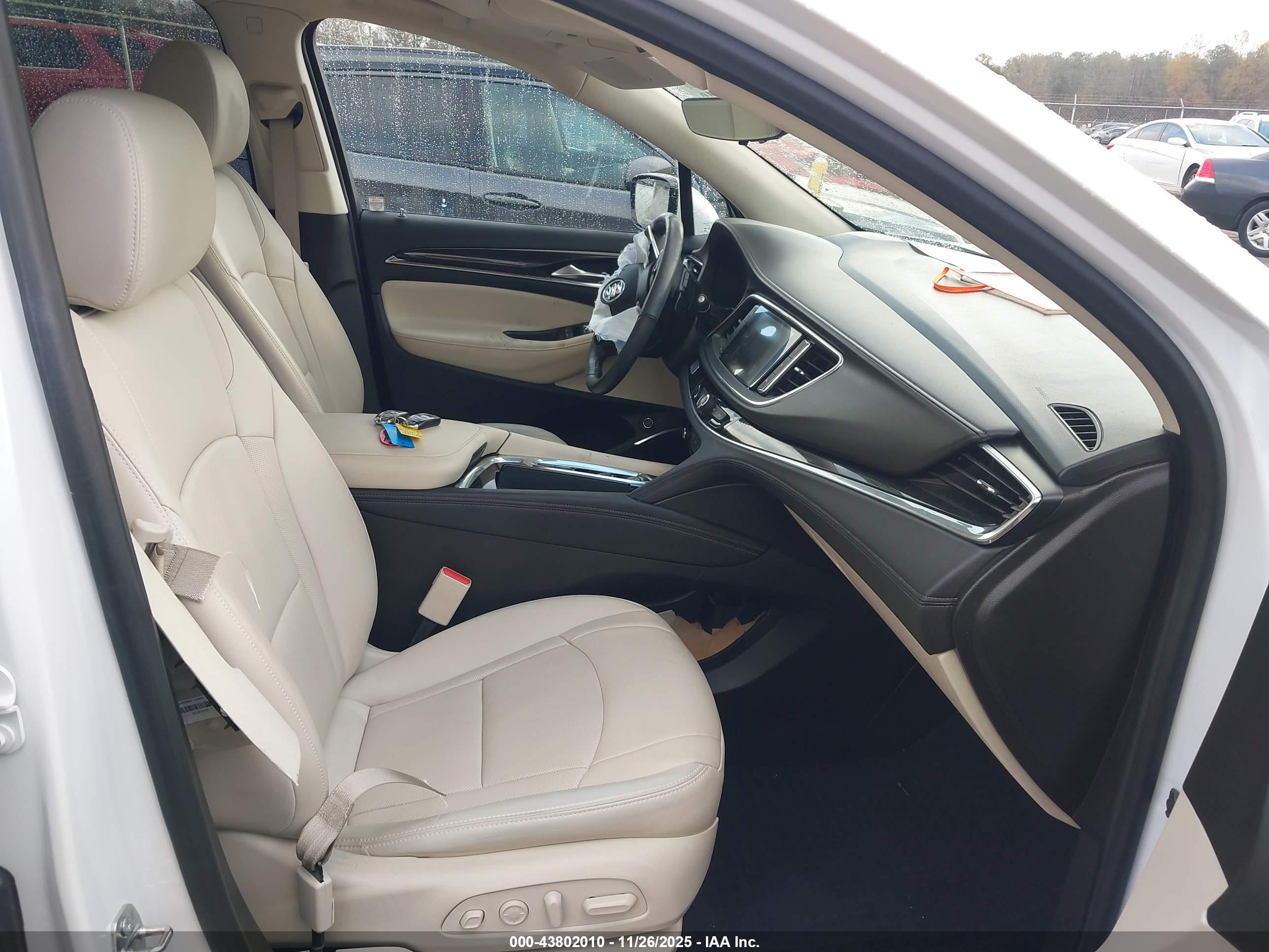 BUICK ENCLAVE image 5