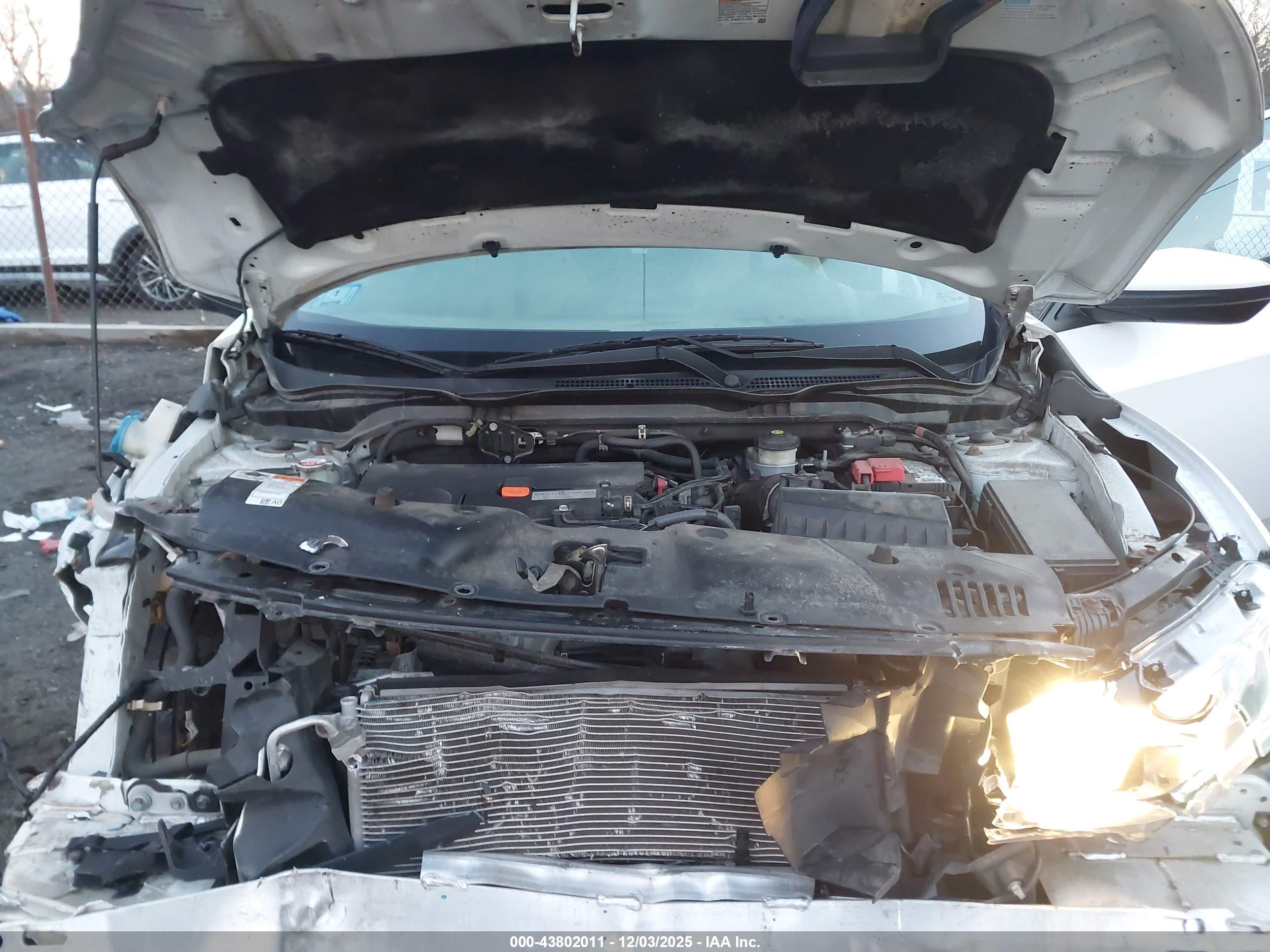 HONDA CIVIC image 10