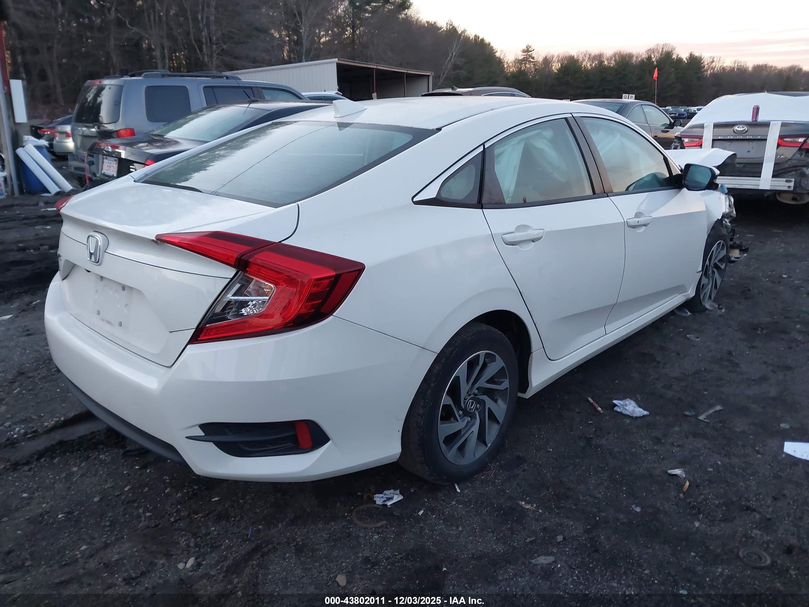 HONDA CIVIC image 4