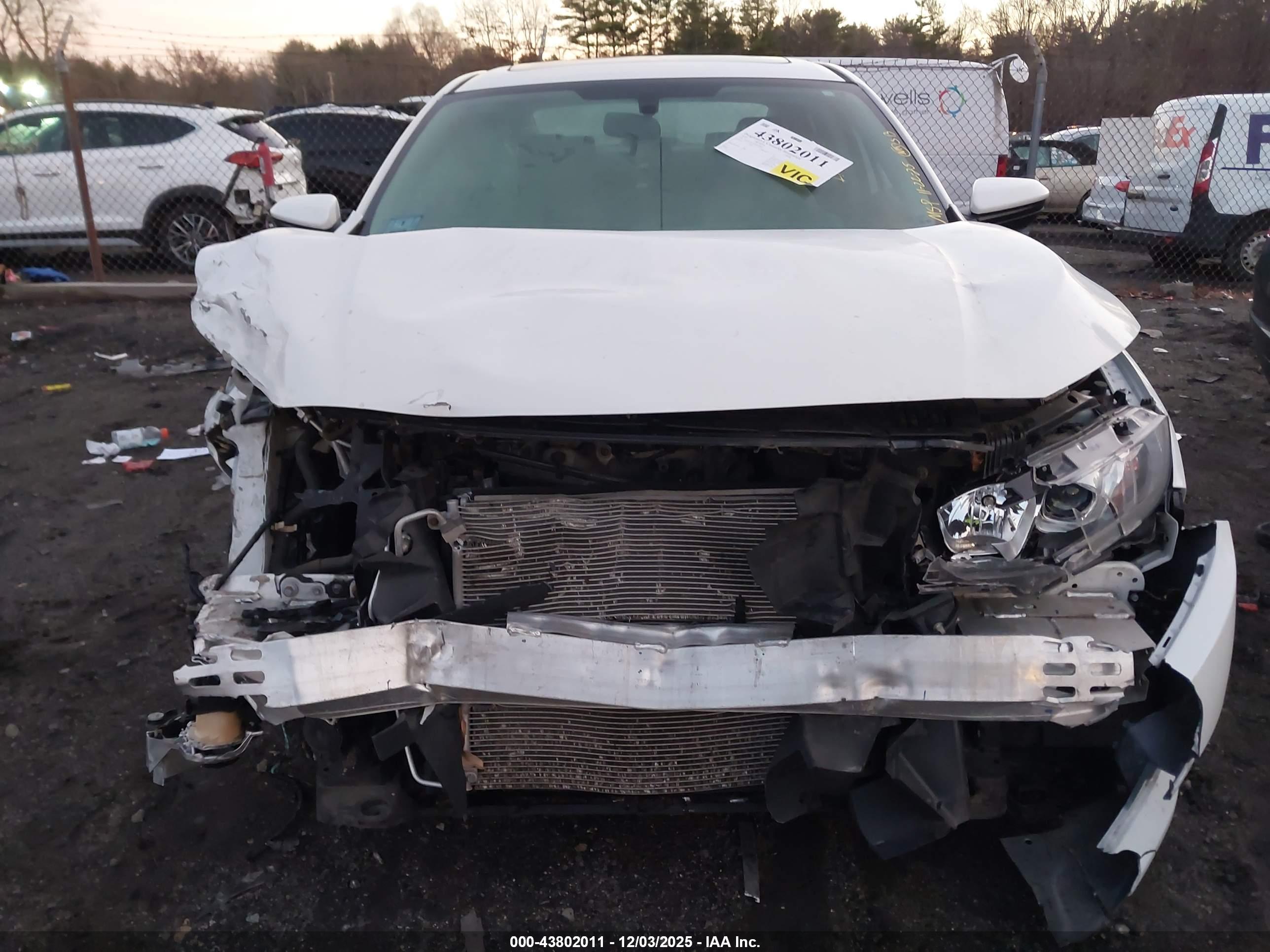 HONDA CIVIC image 6