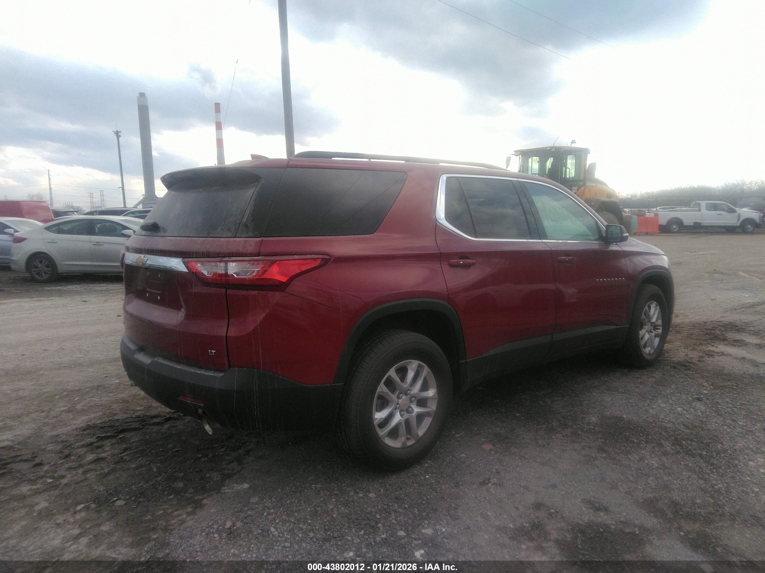 CHEVROLET TRAVERSE image 4