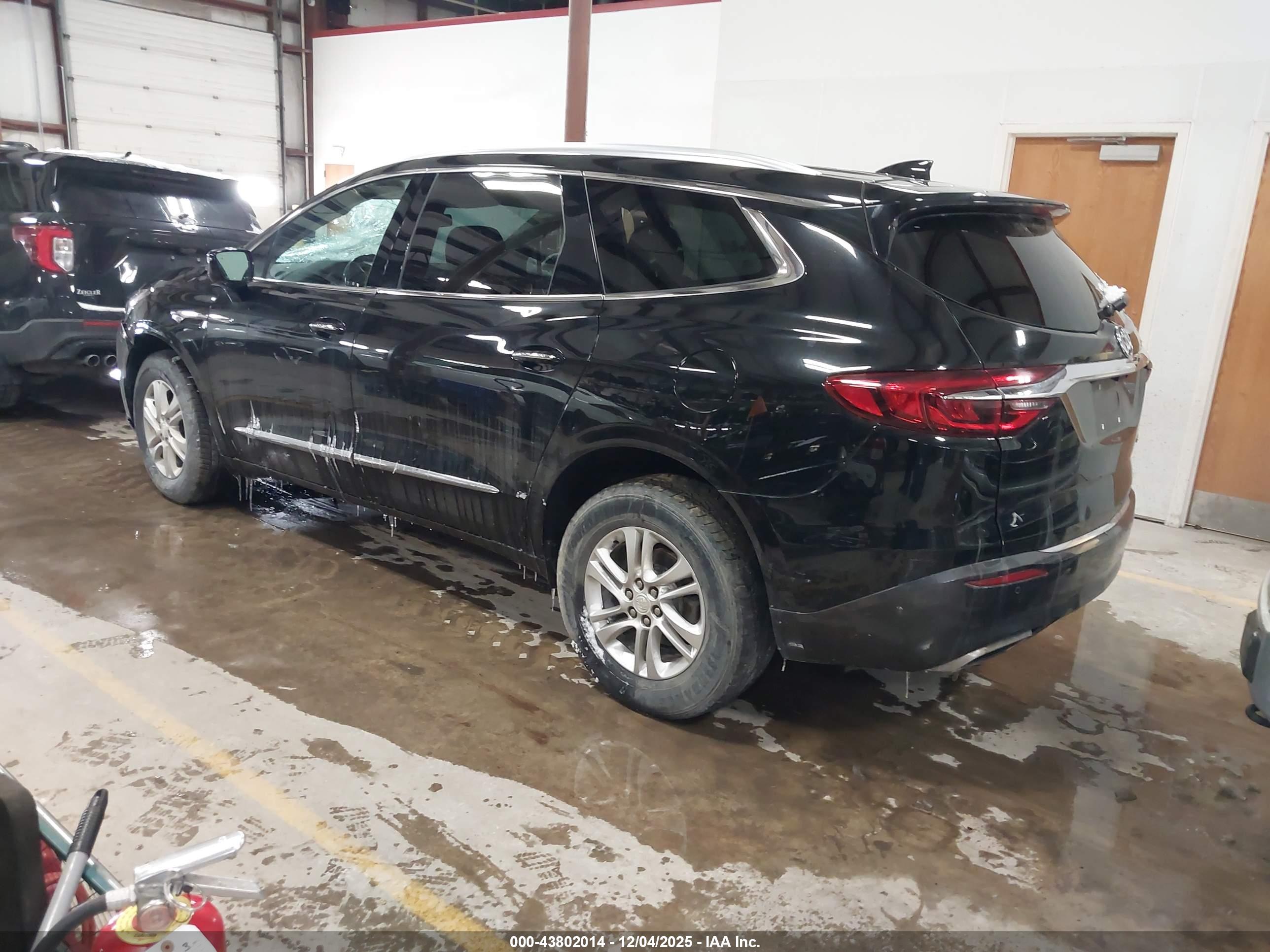 BUICK ENCLAVE image 3