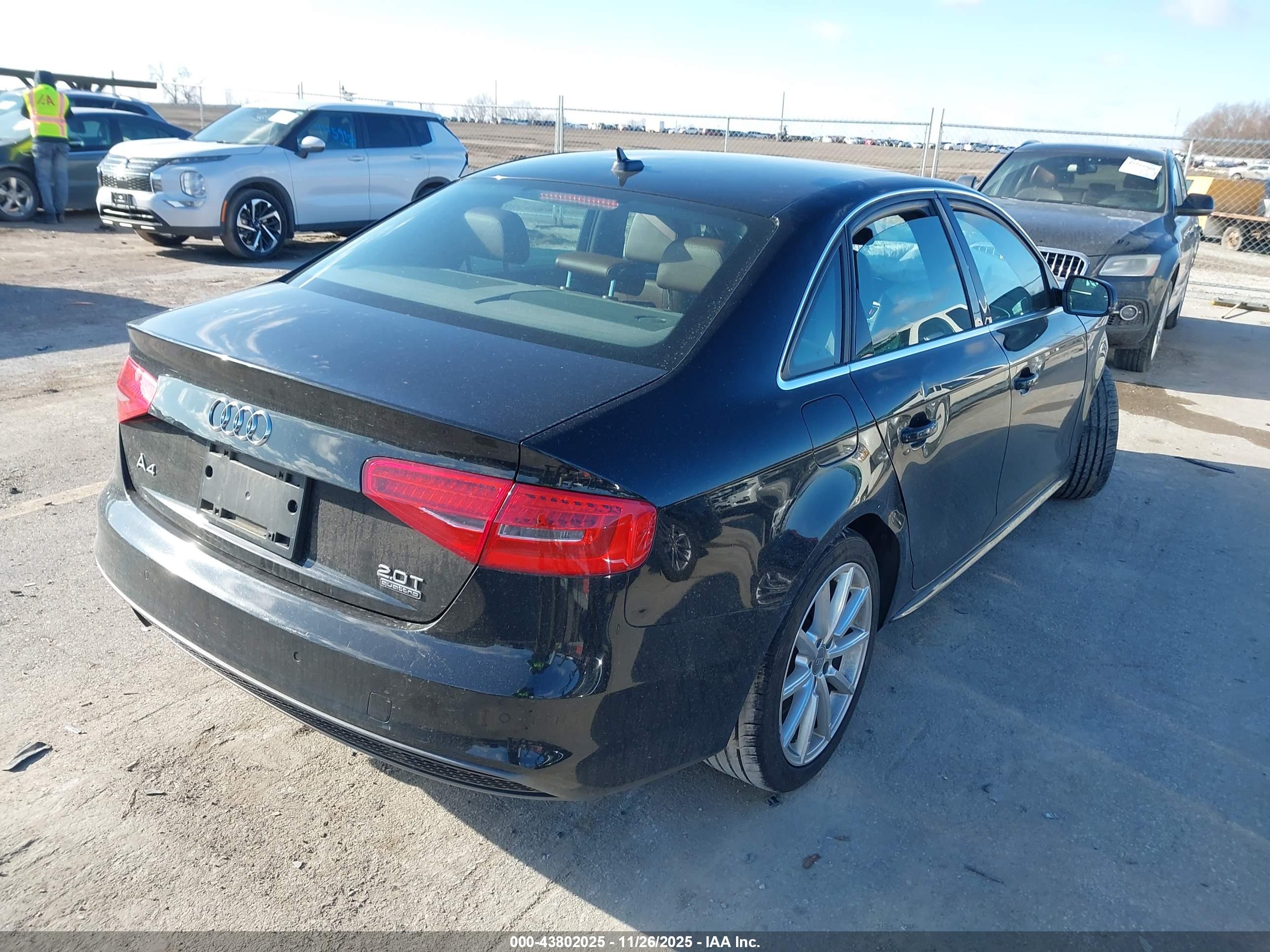 AUDI A4 image 4