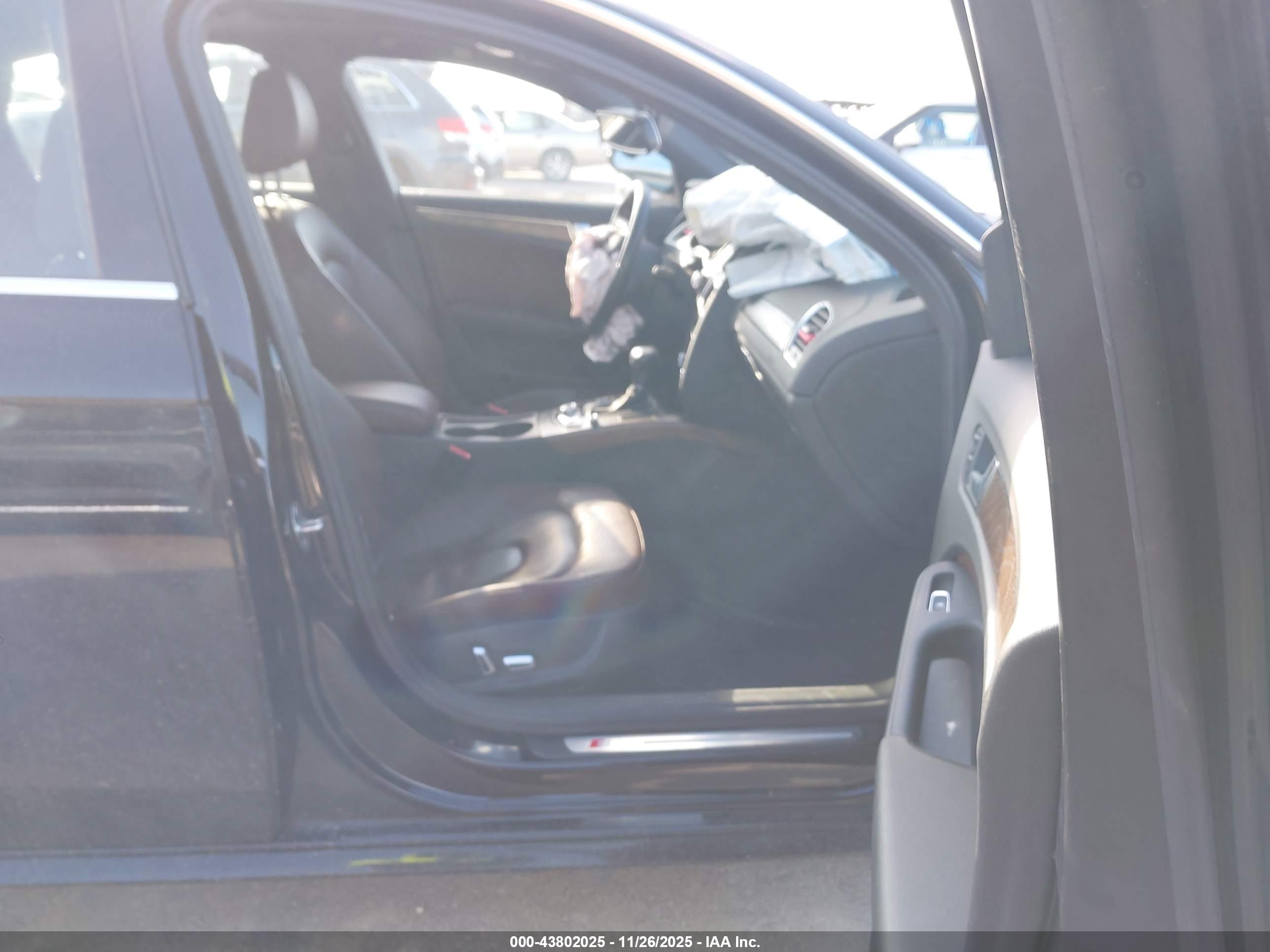 AUDI A4 image 5