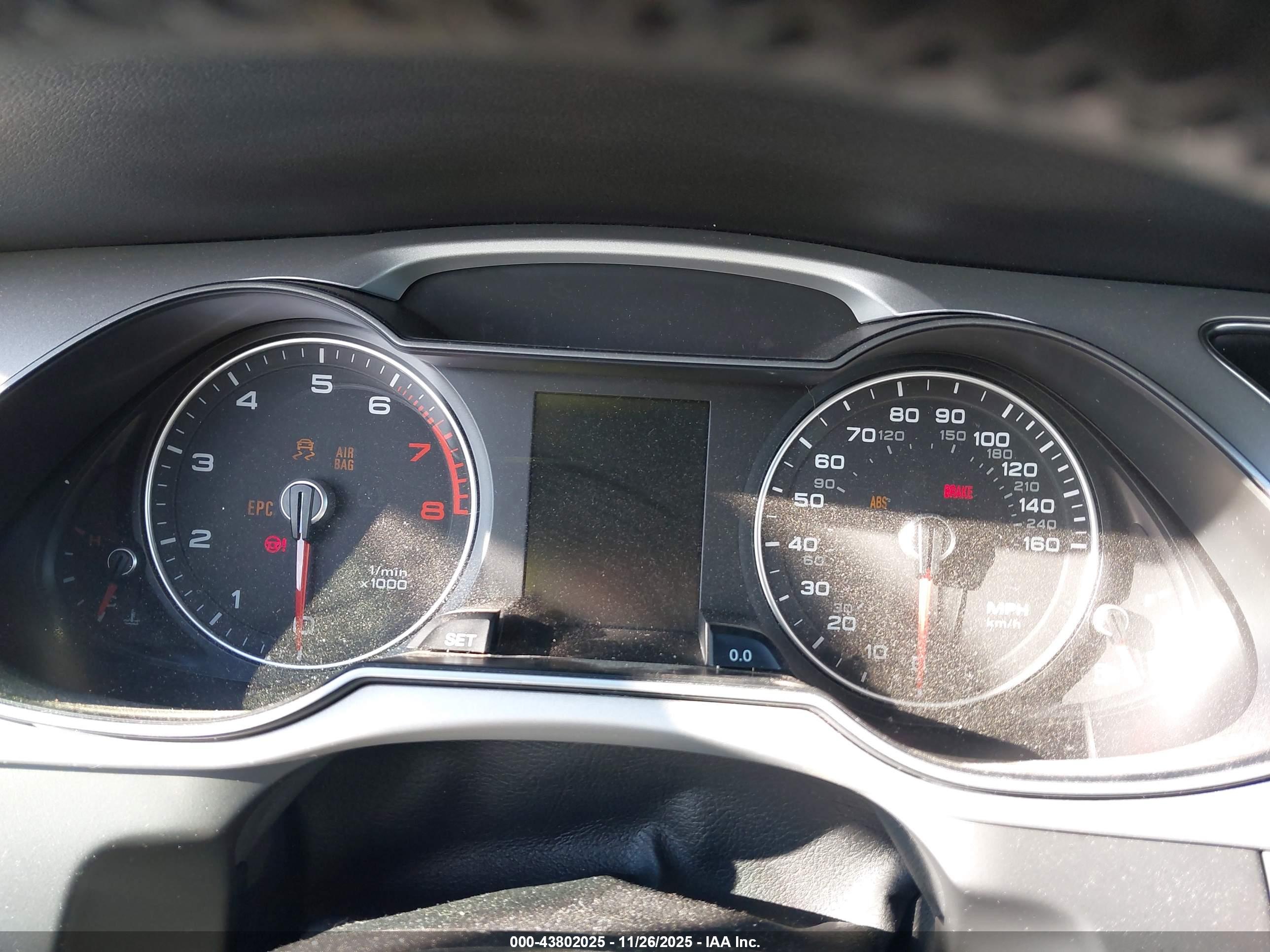 AUDI A4 image 7
