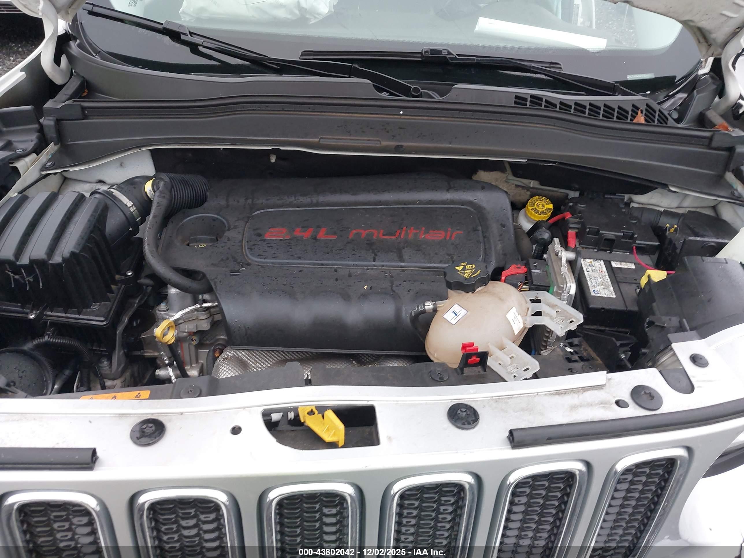 JEEP RENEGADE image 10