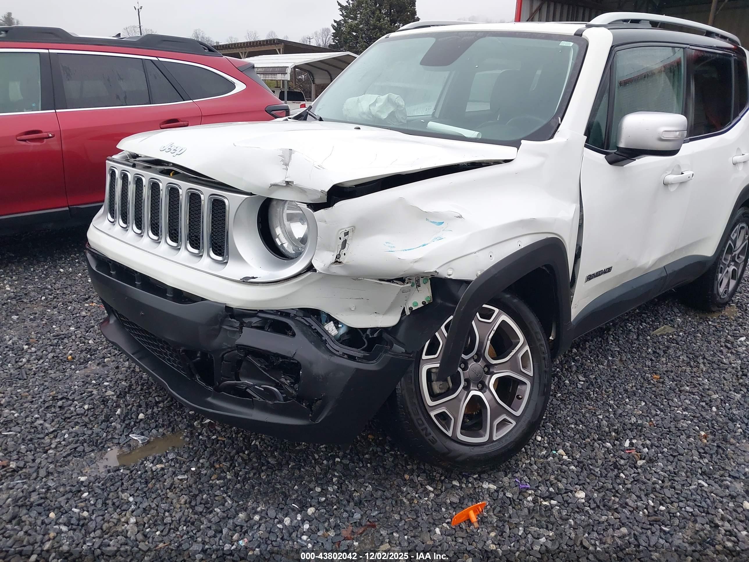 JEEP RENEGADE image 6