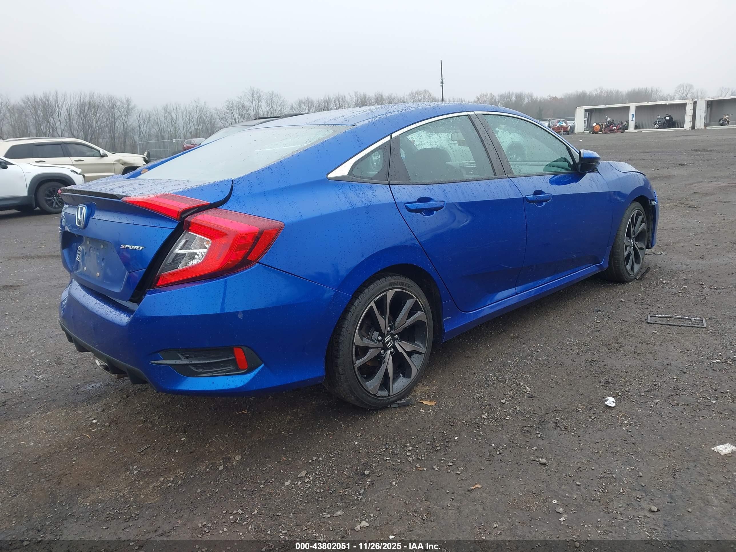 HONDA CIVIC image 4