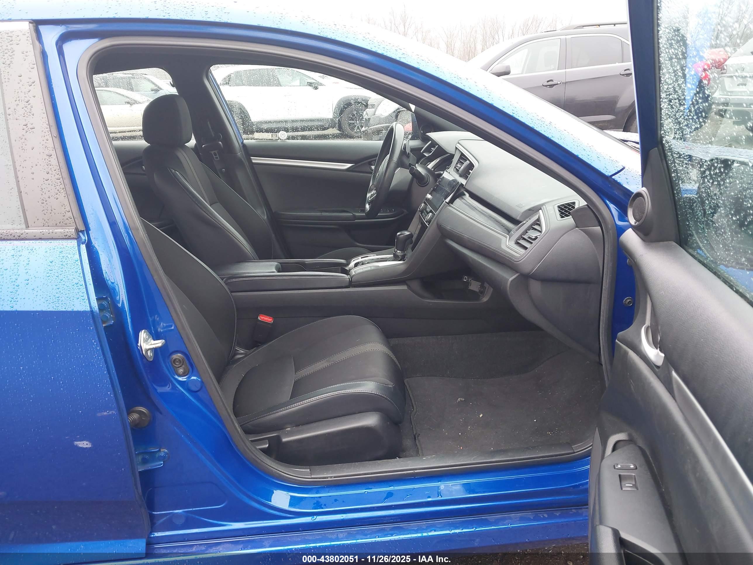 HONDA CIVIC image 5