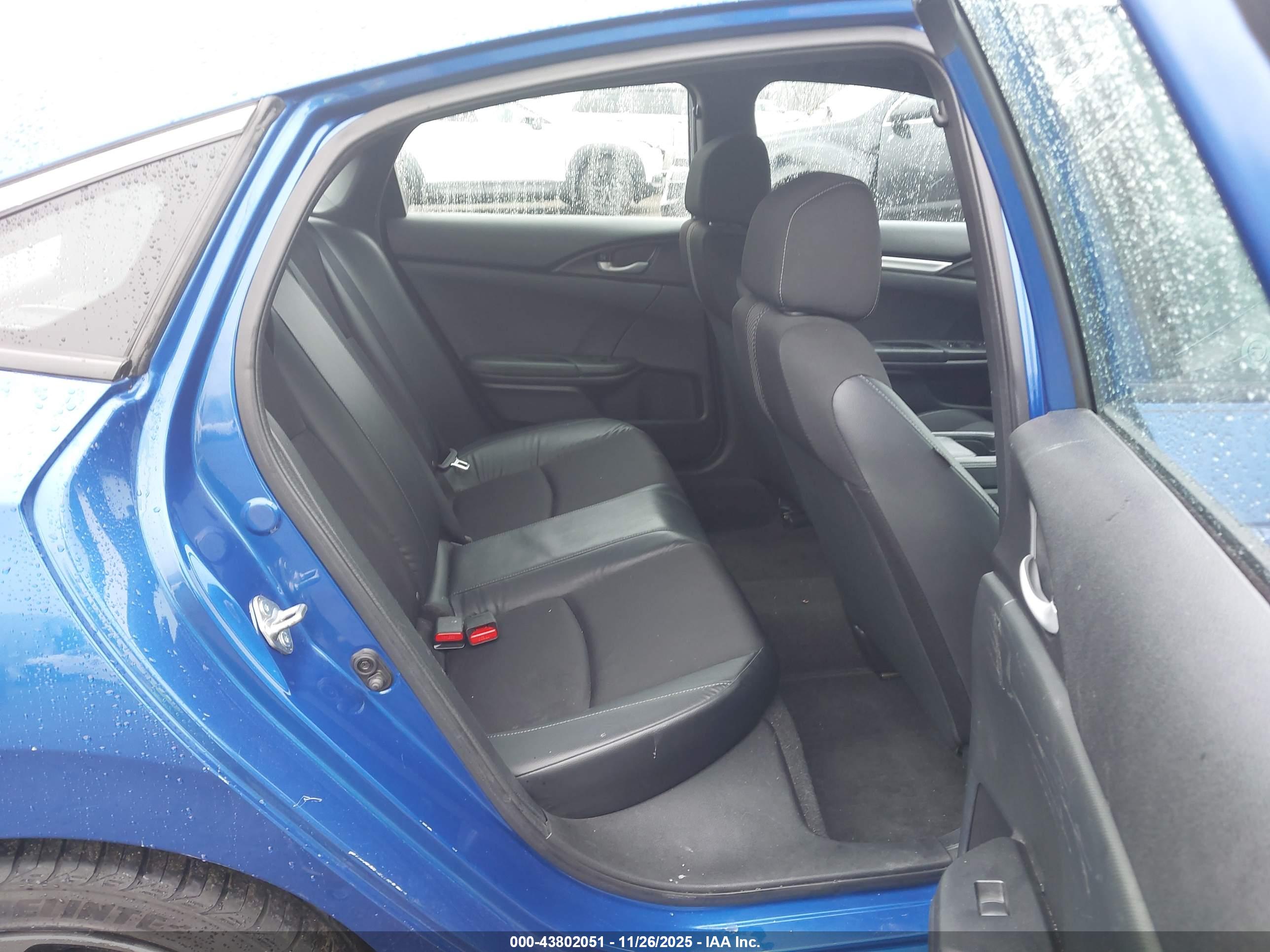 HONDA CIVIC image 8