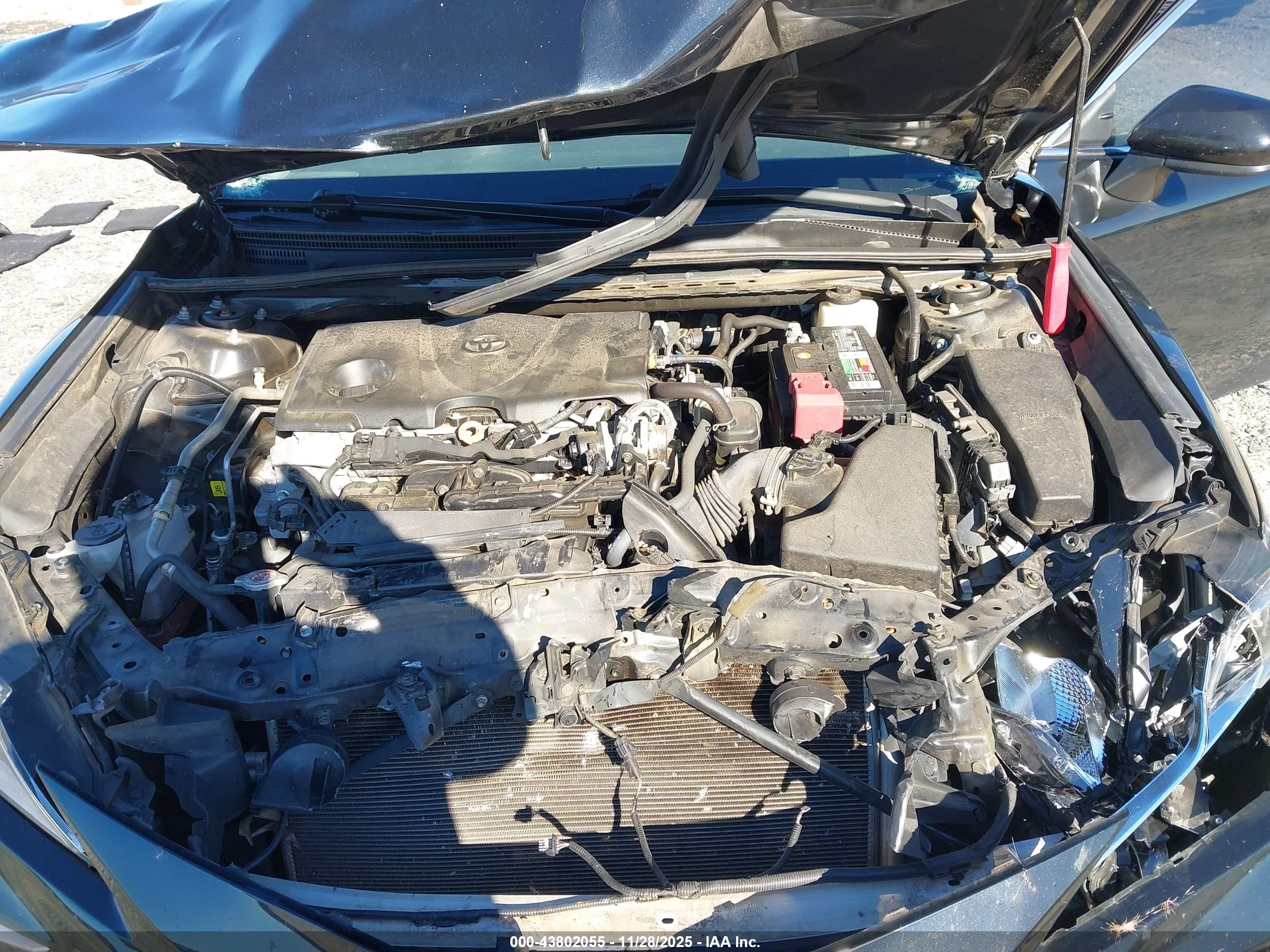 TOYOTA CAMRY image 10
