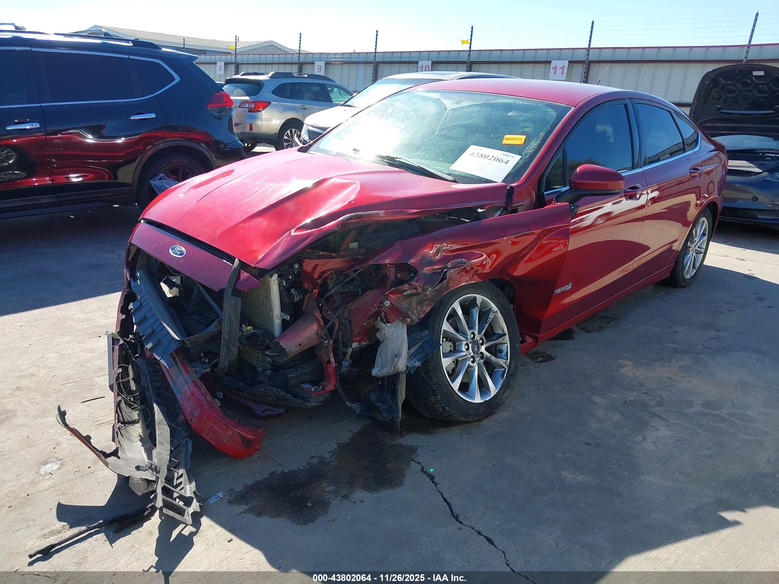 FORD FUSION image 2