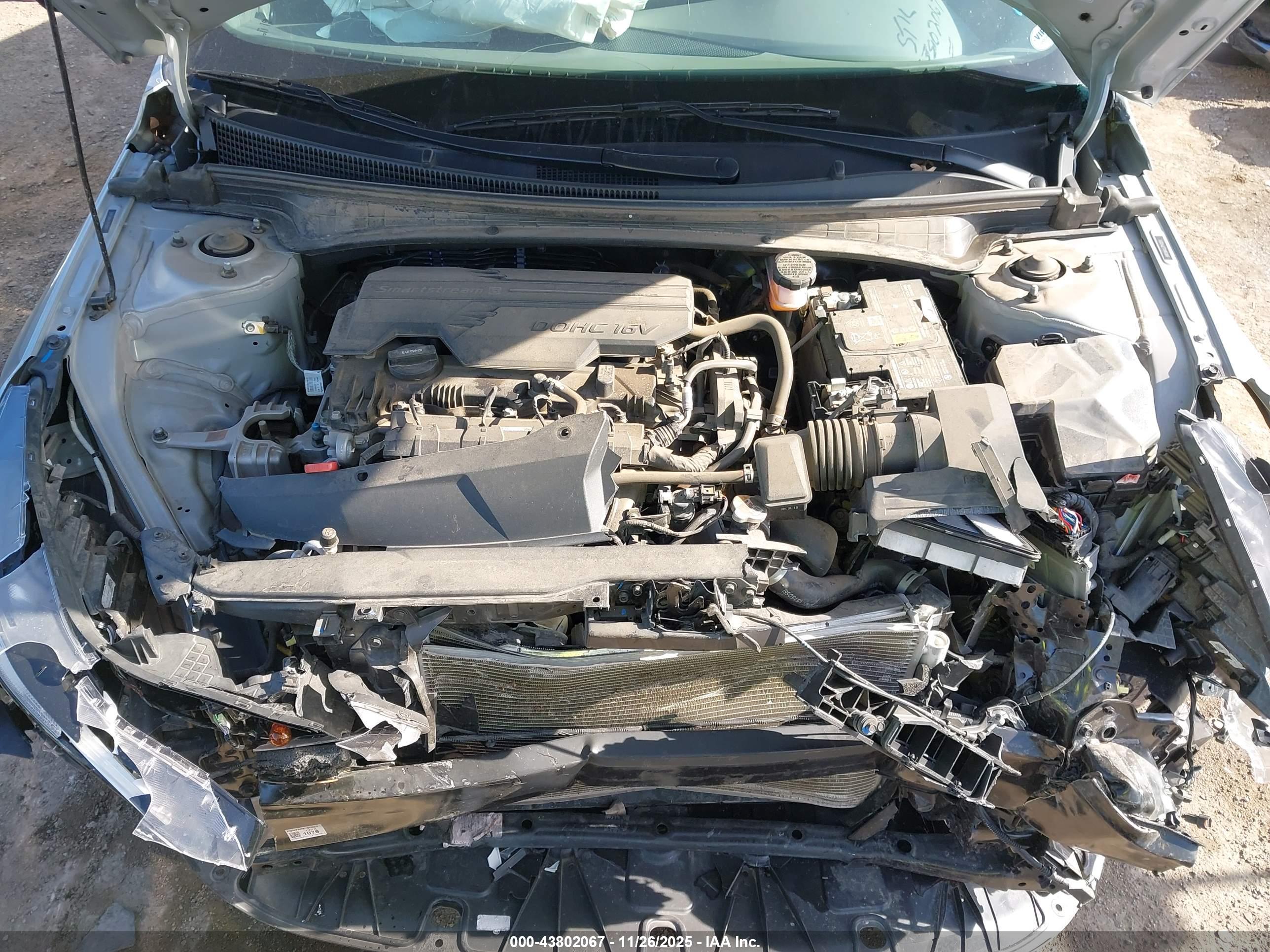 HYUNDAI ELANTRA image 10