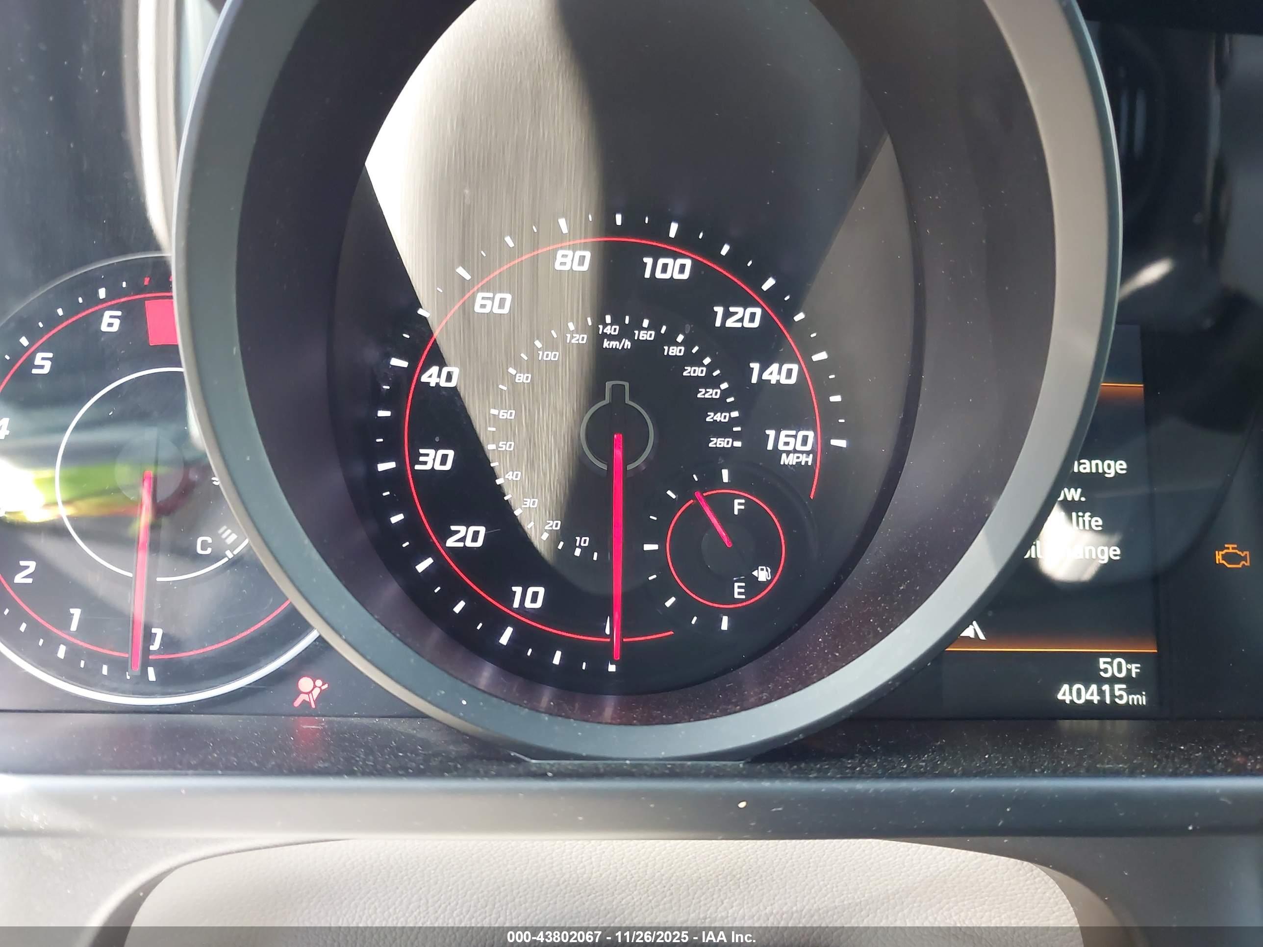 HYUNDAI ELANTRA image 7