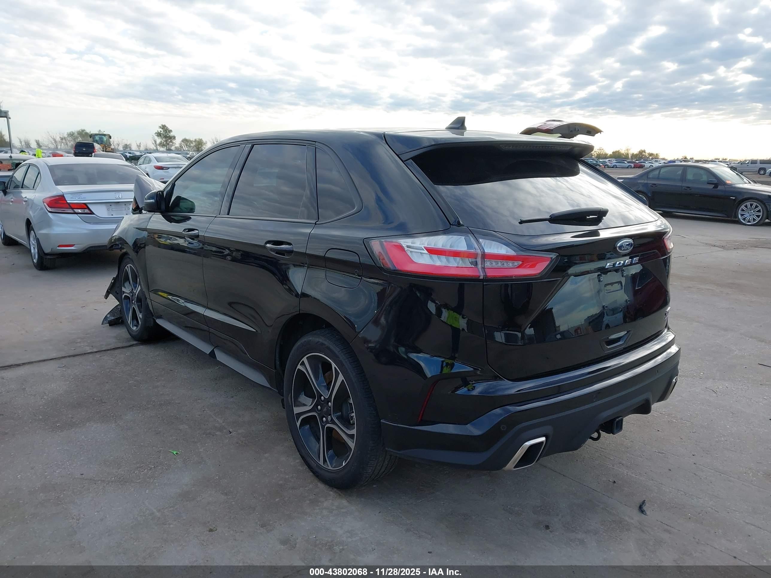 FORD EDGE image 3