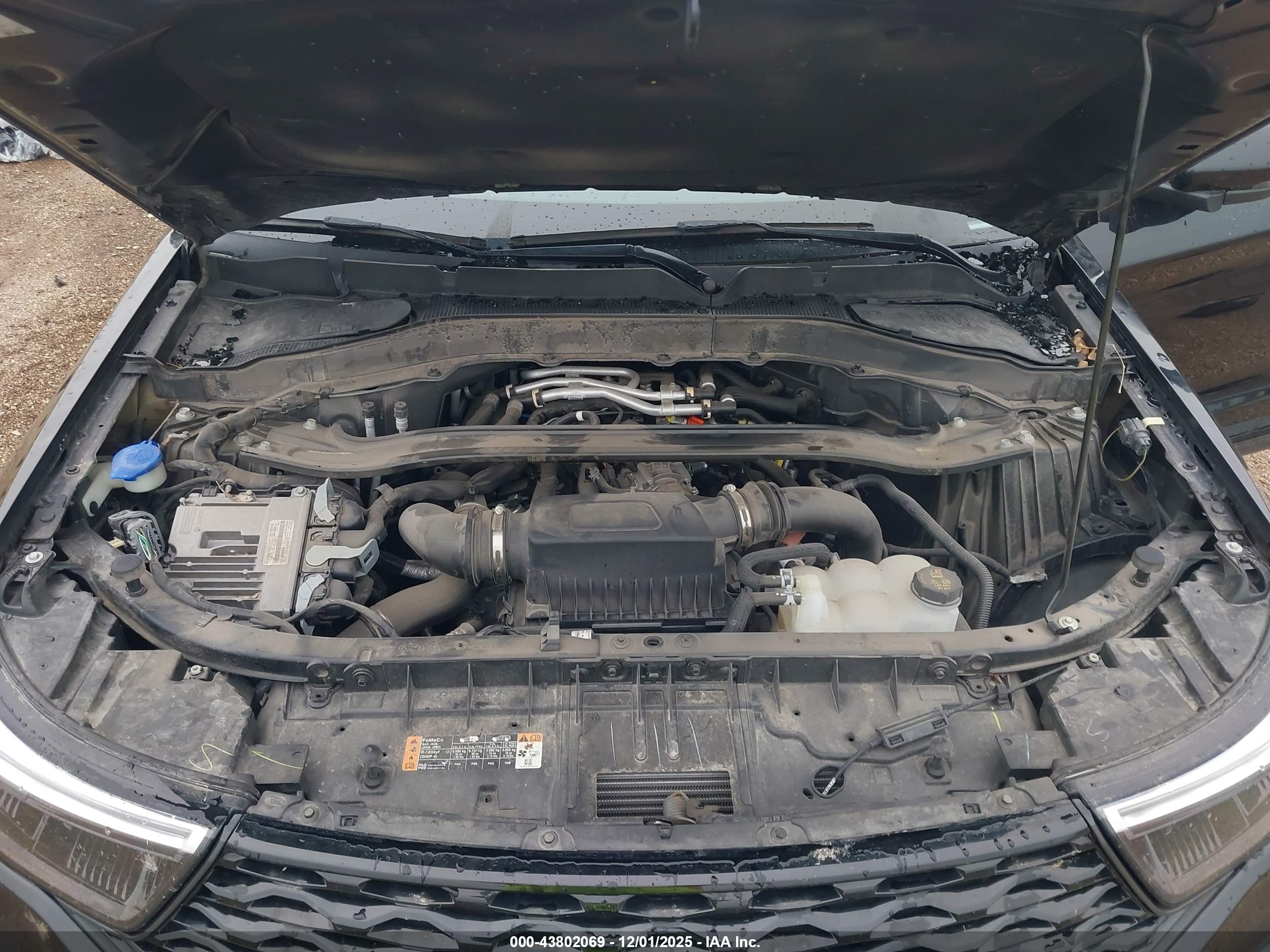 FORD EXPLORER image 10