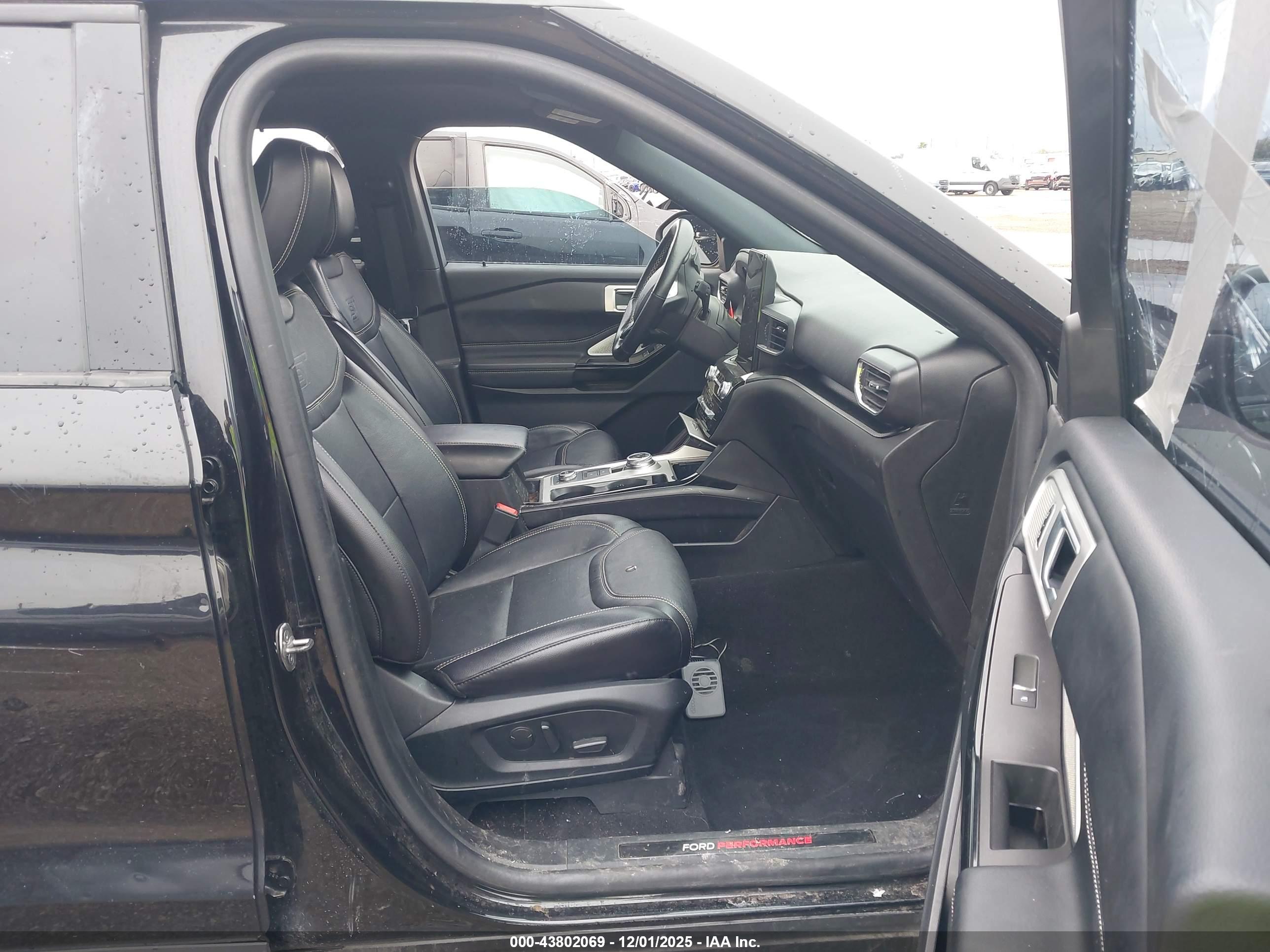 FORD EXPLORER image 5