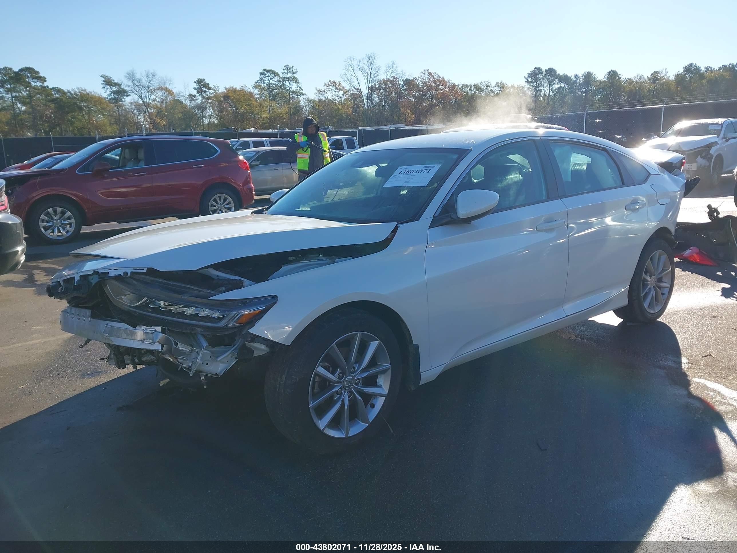 HONDA ACCORD image 2