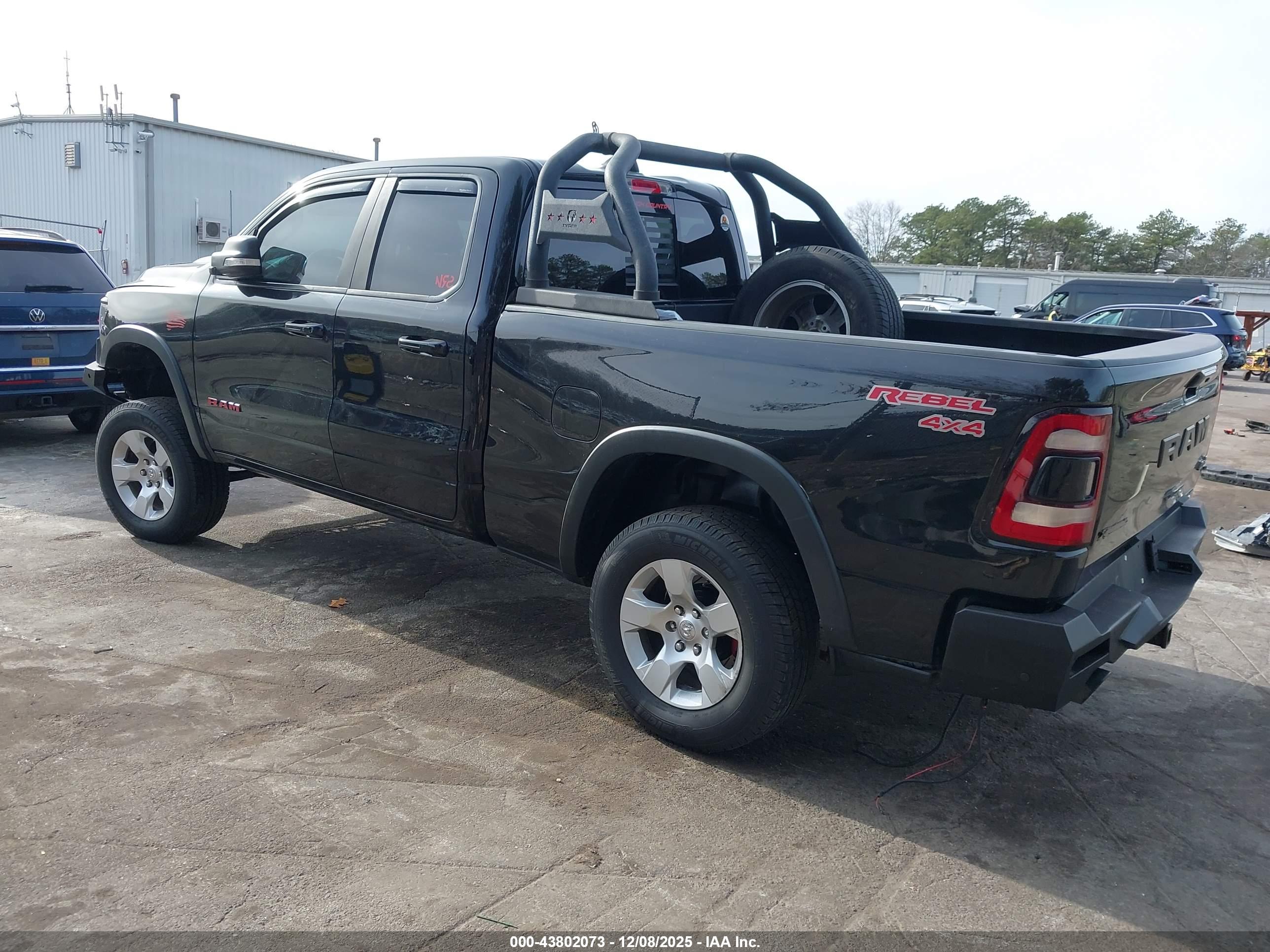 RAM 1500 image 3