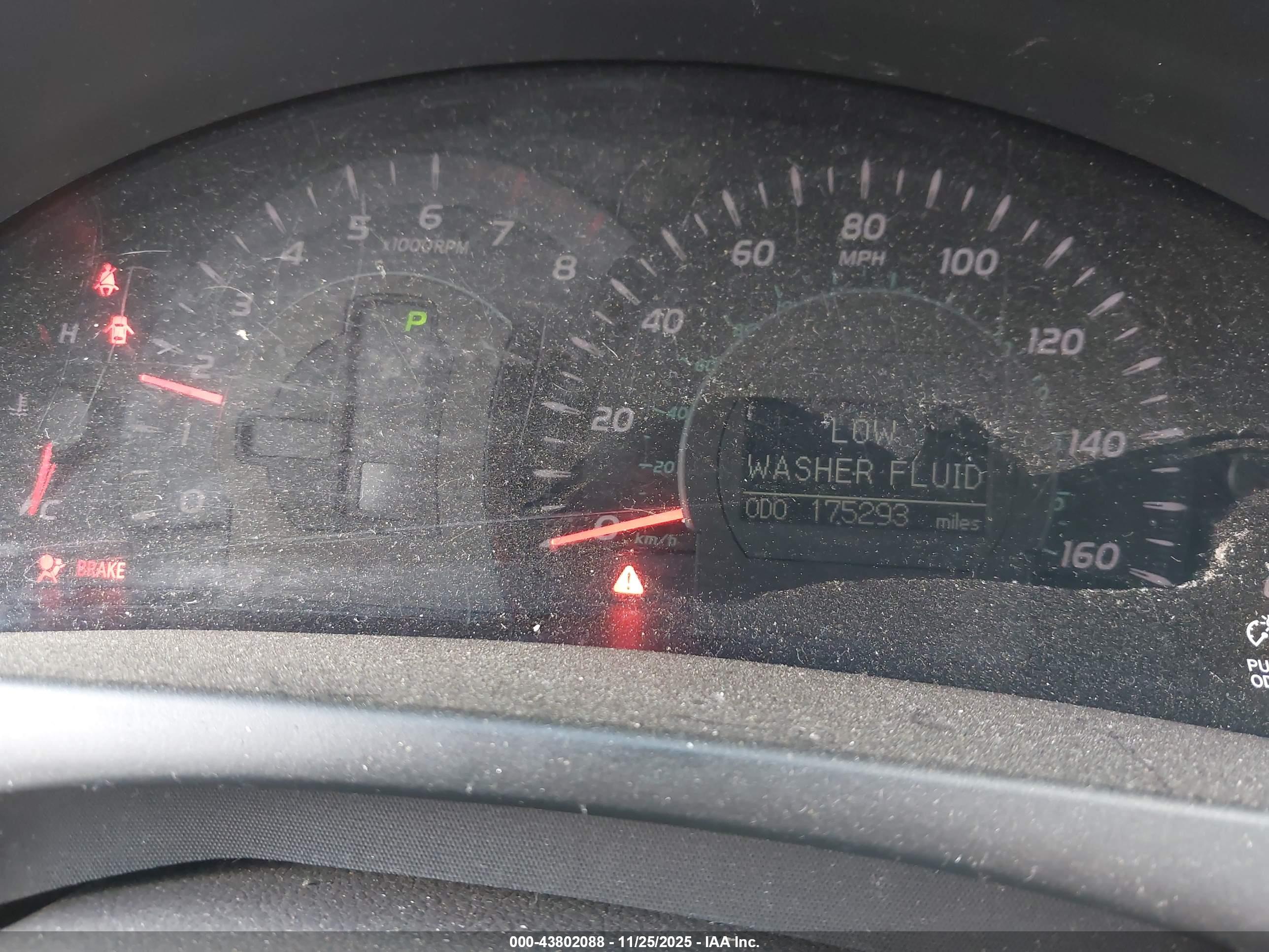 TOYOTA CAMRY image 7