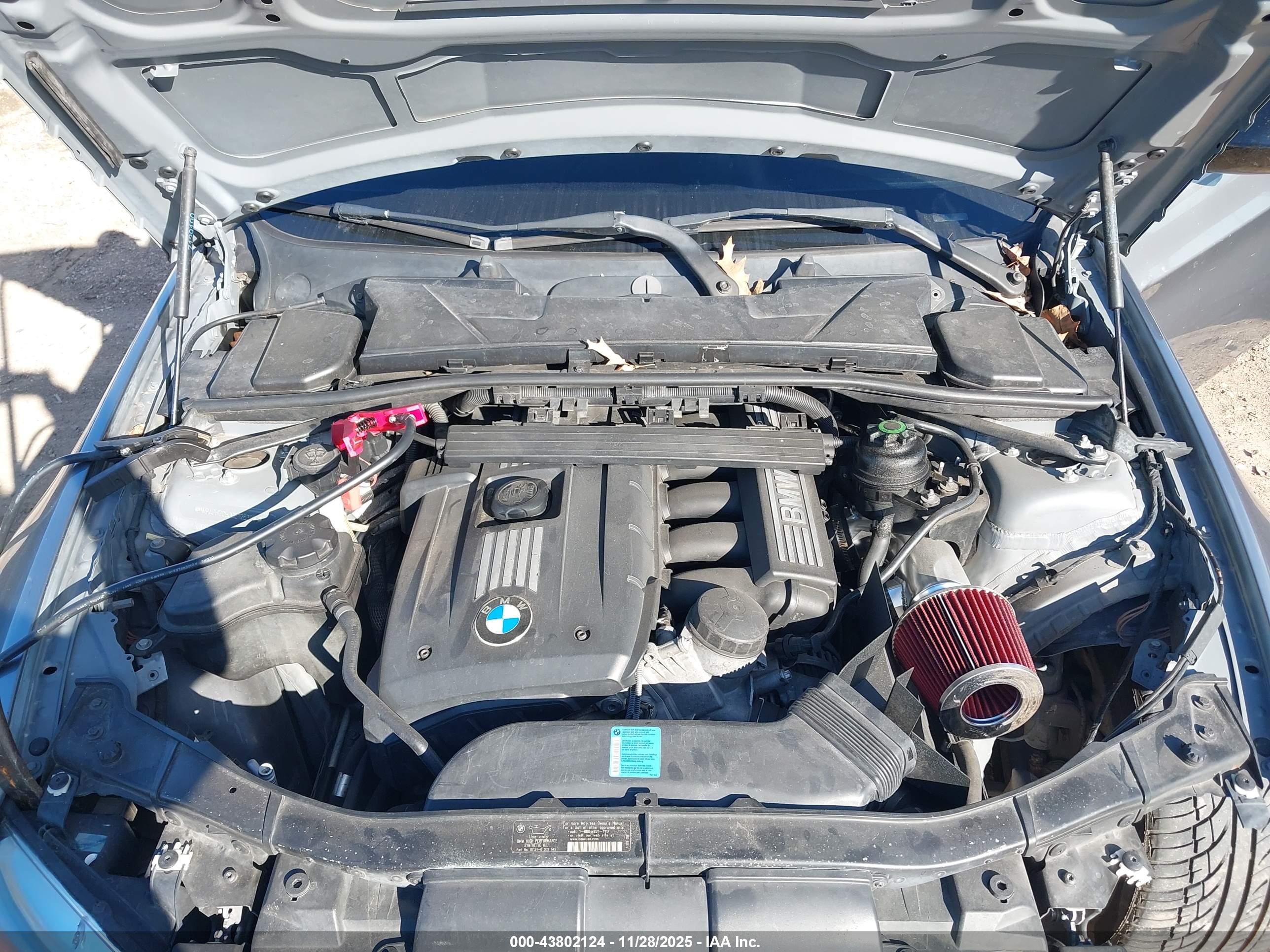 BMW 328I image 10