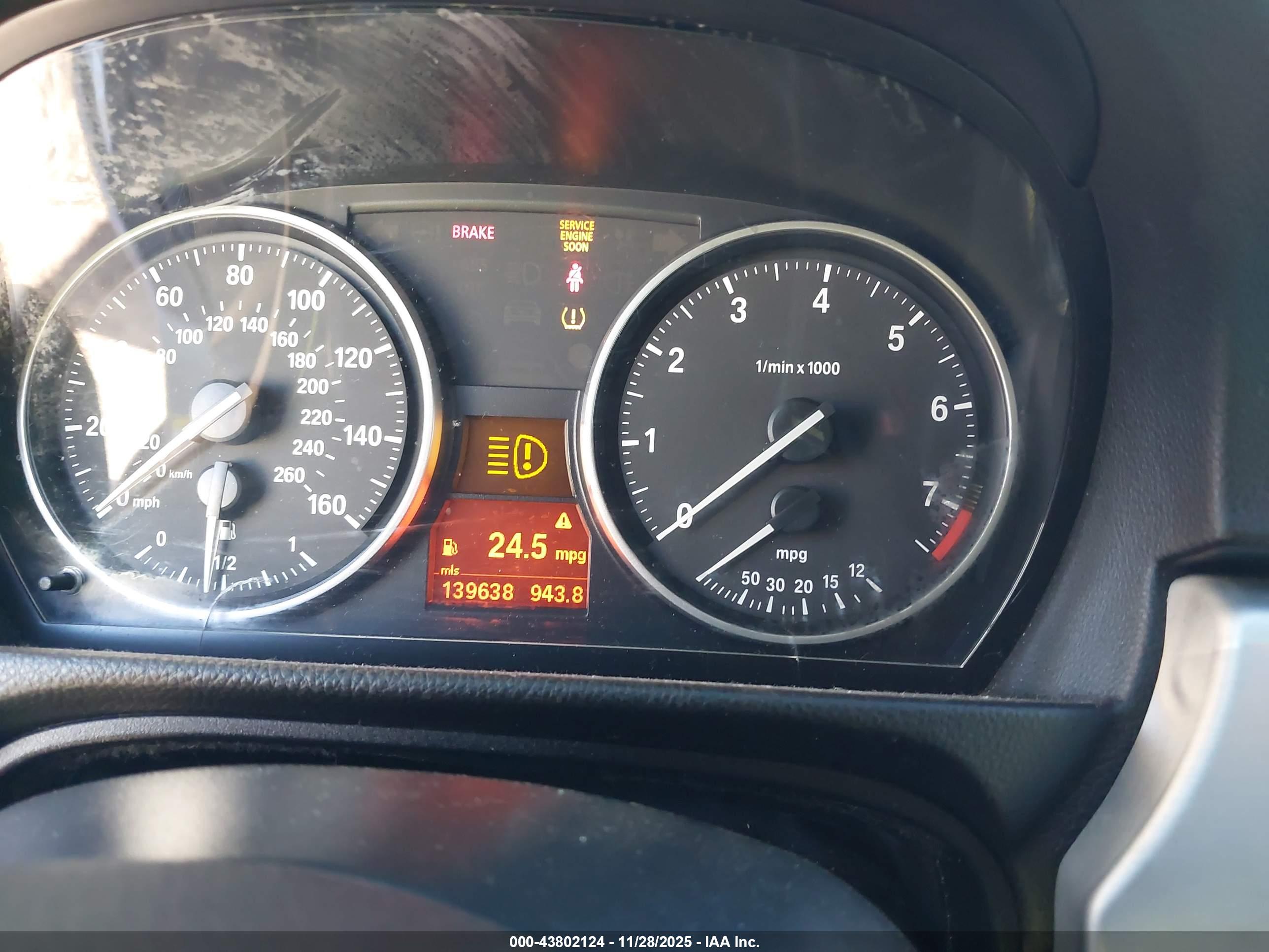 BMW 328I image 7