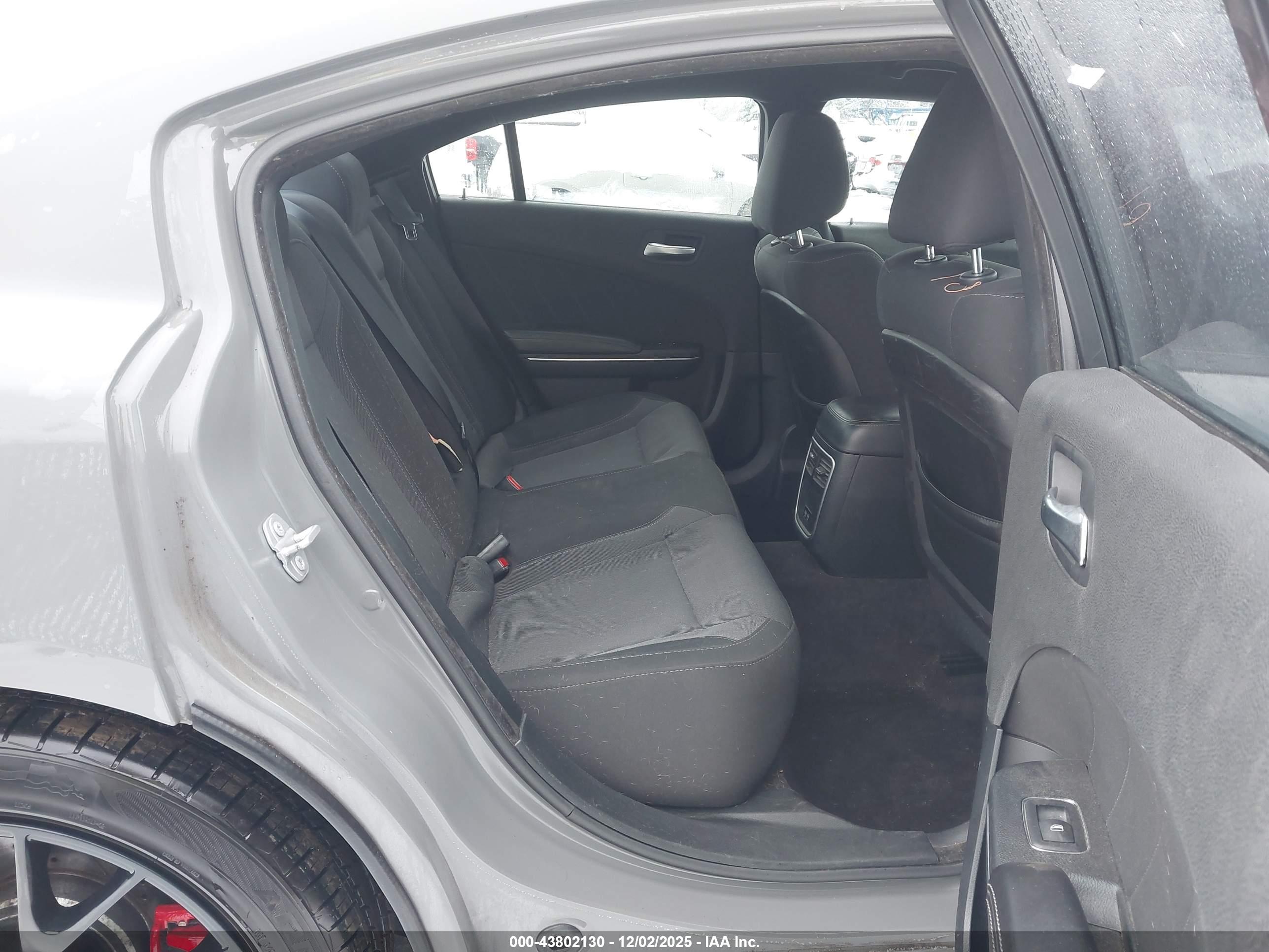 DODGE CHARGER image 8