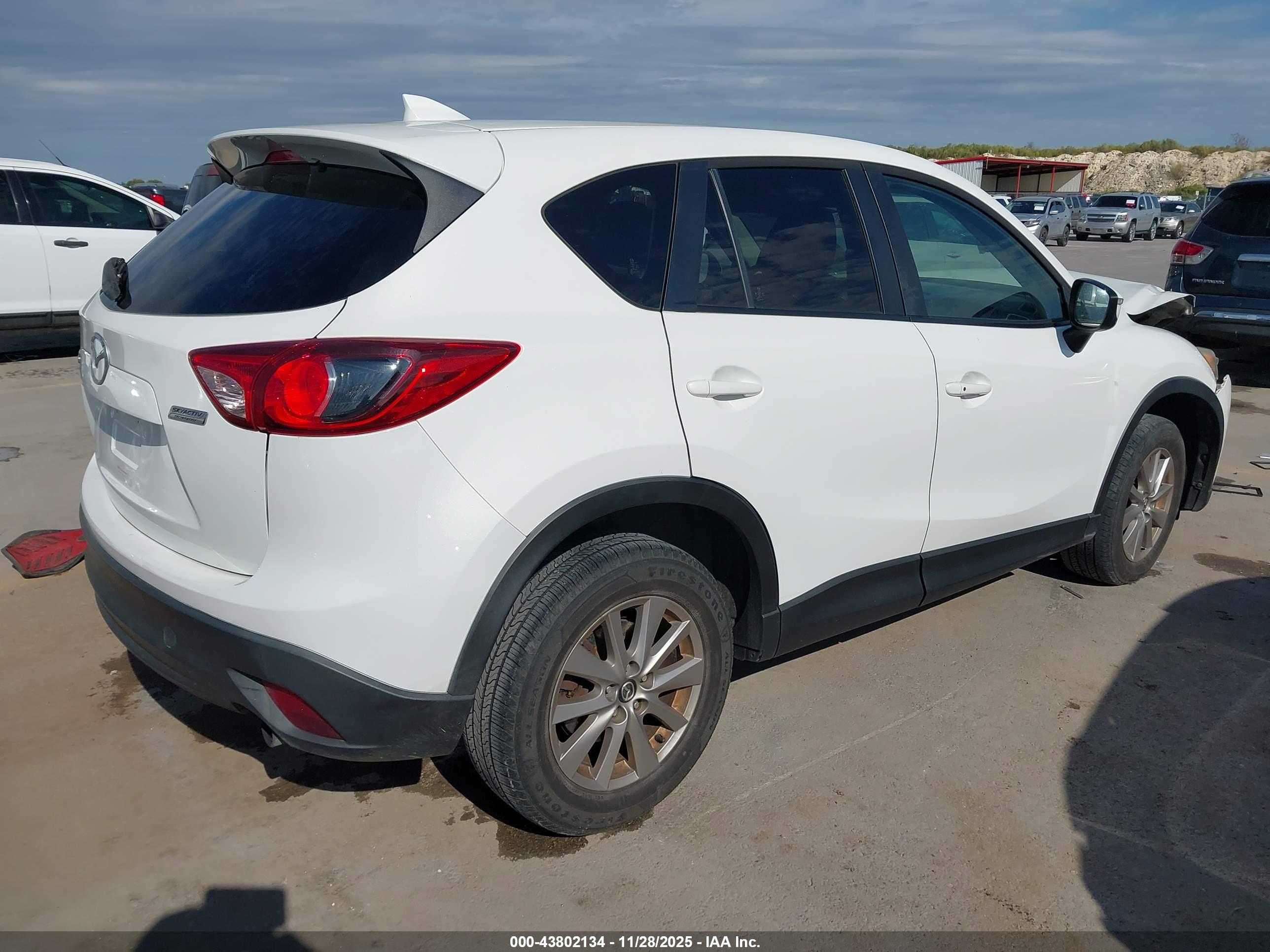 MAZDA CX-5 image 4