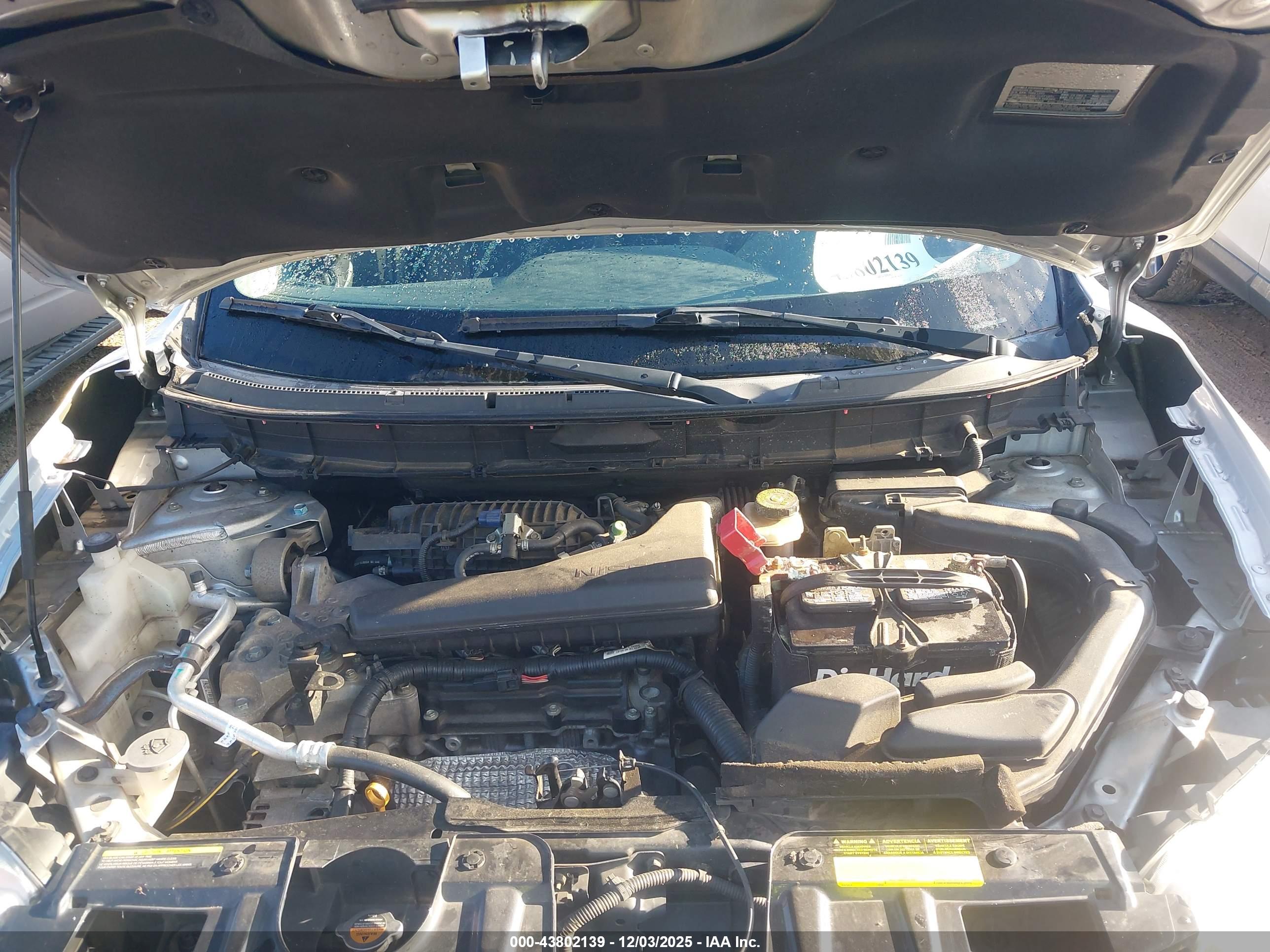 NISSAN ROGUE image 10