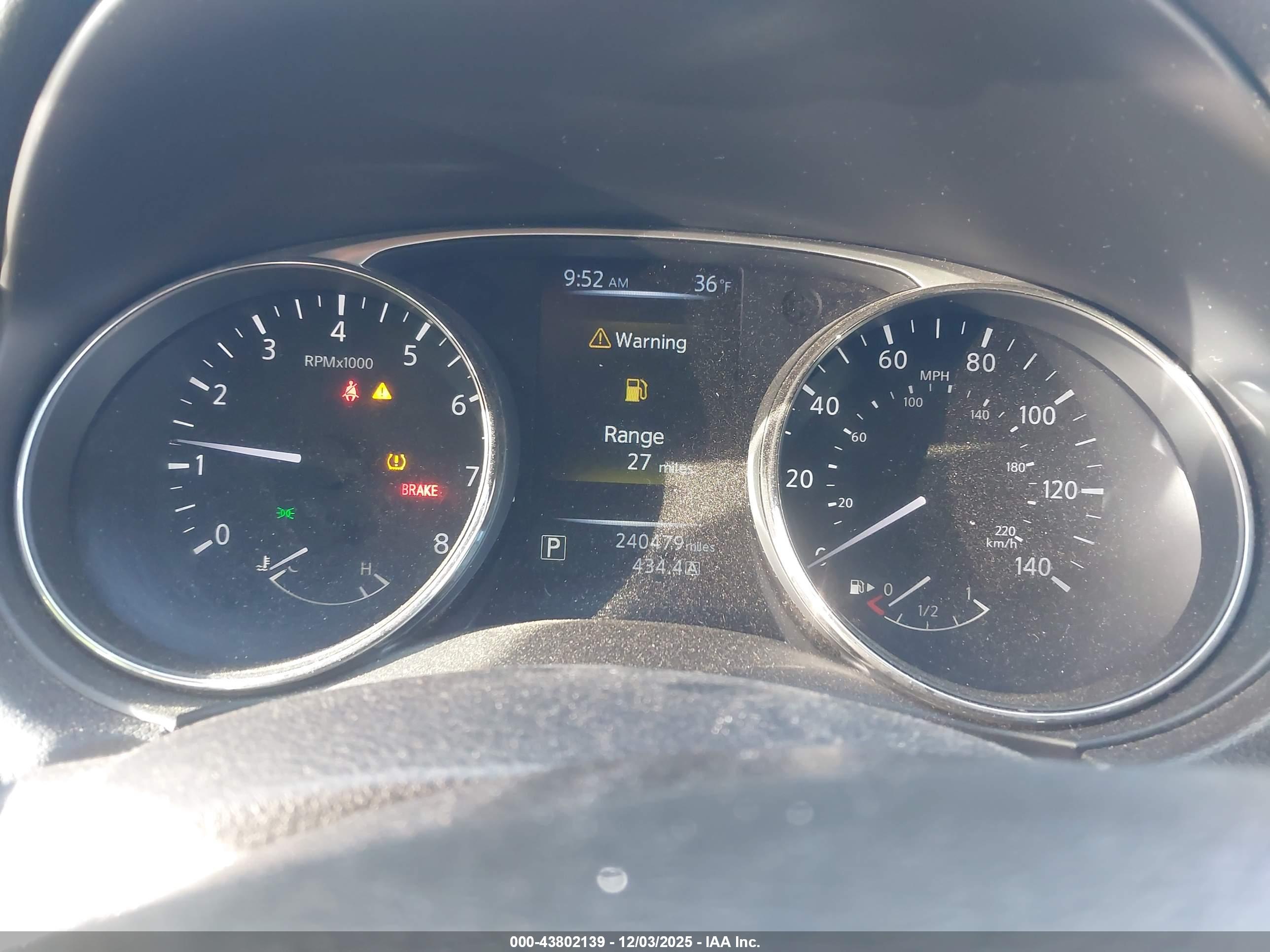 NISSAN ROGUE image 7