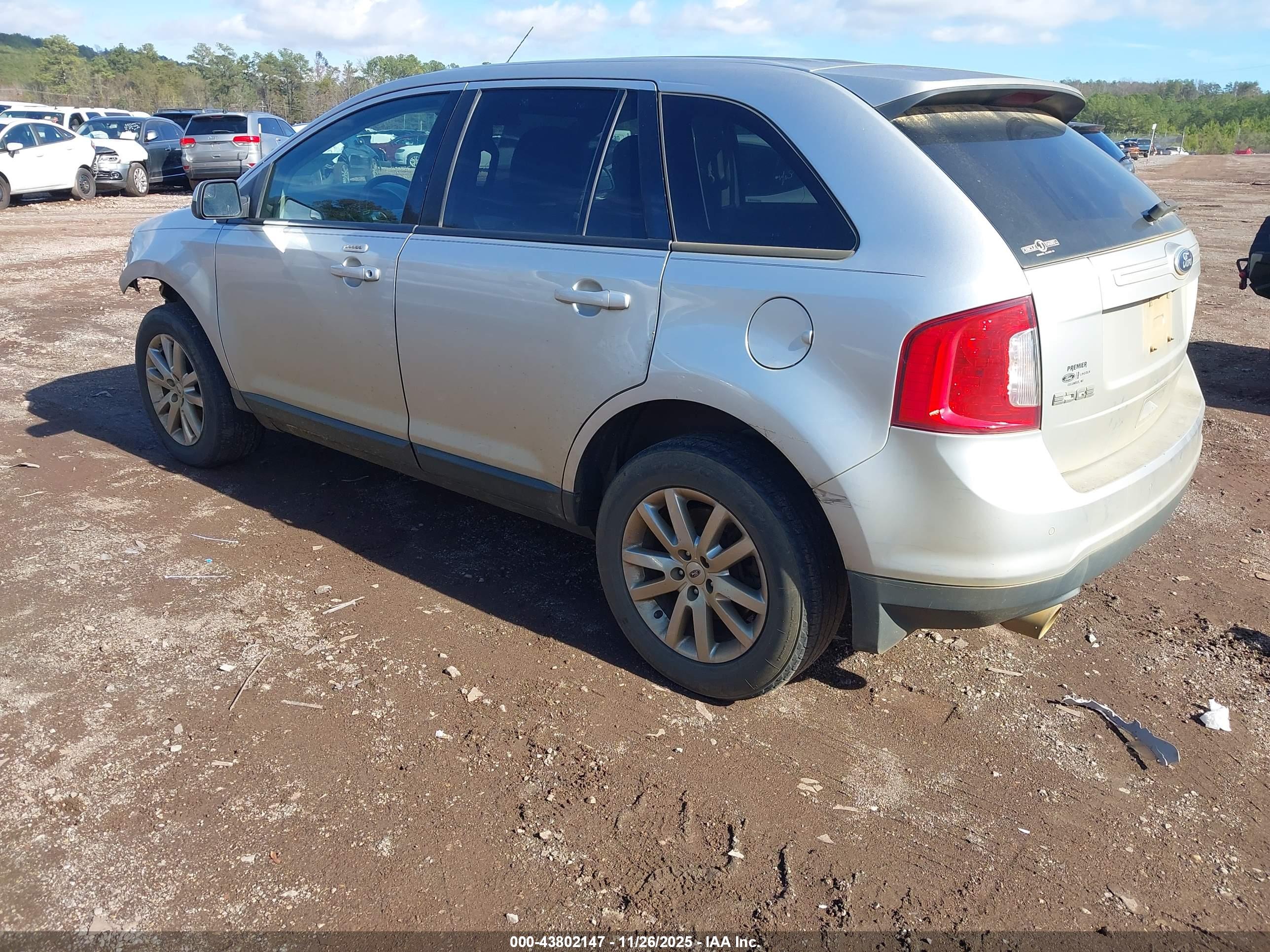 FORD EDGE image 3