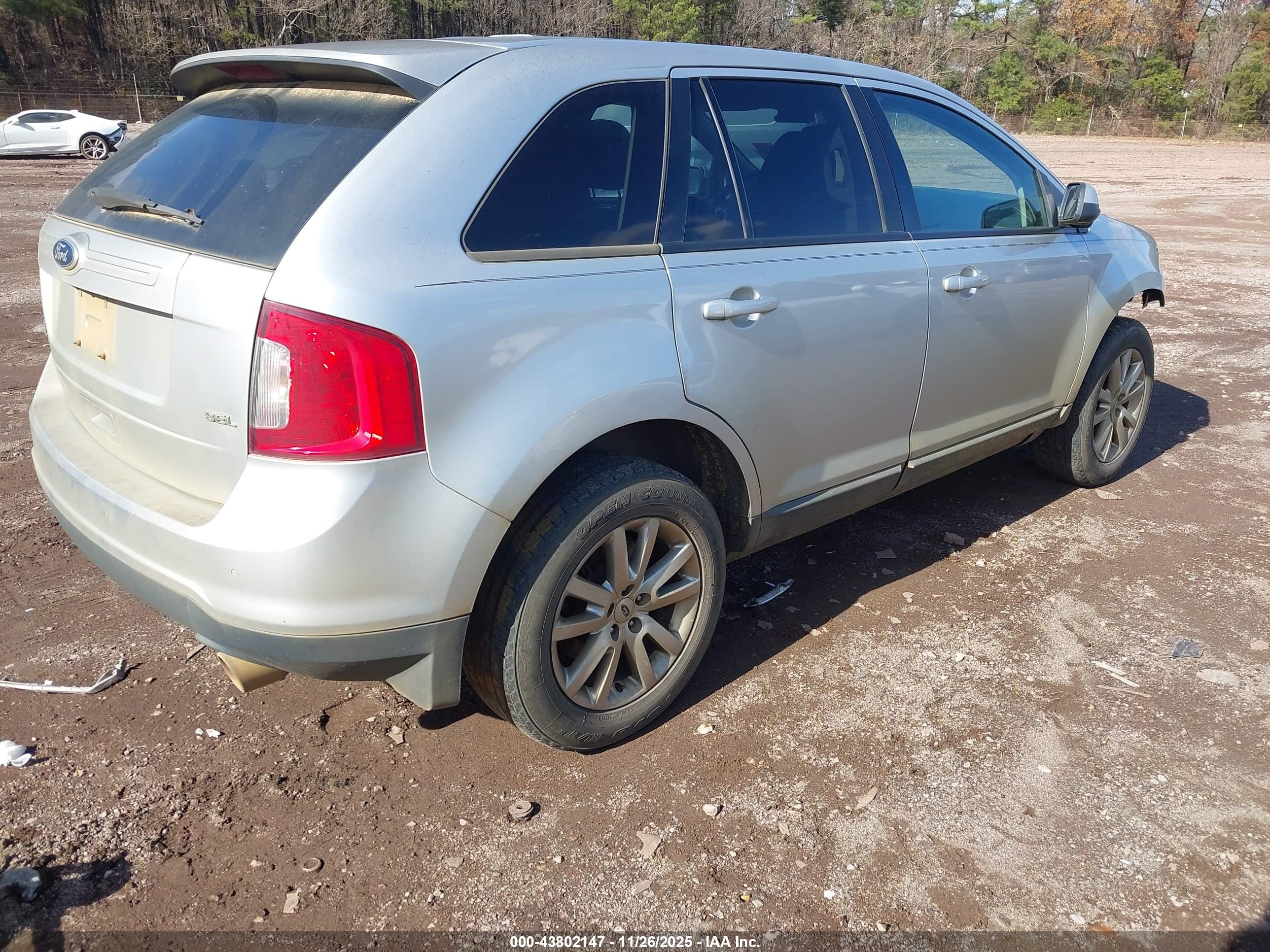 FORD EDGE image 4