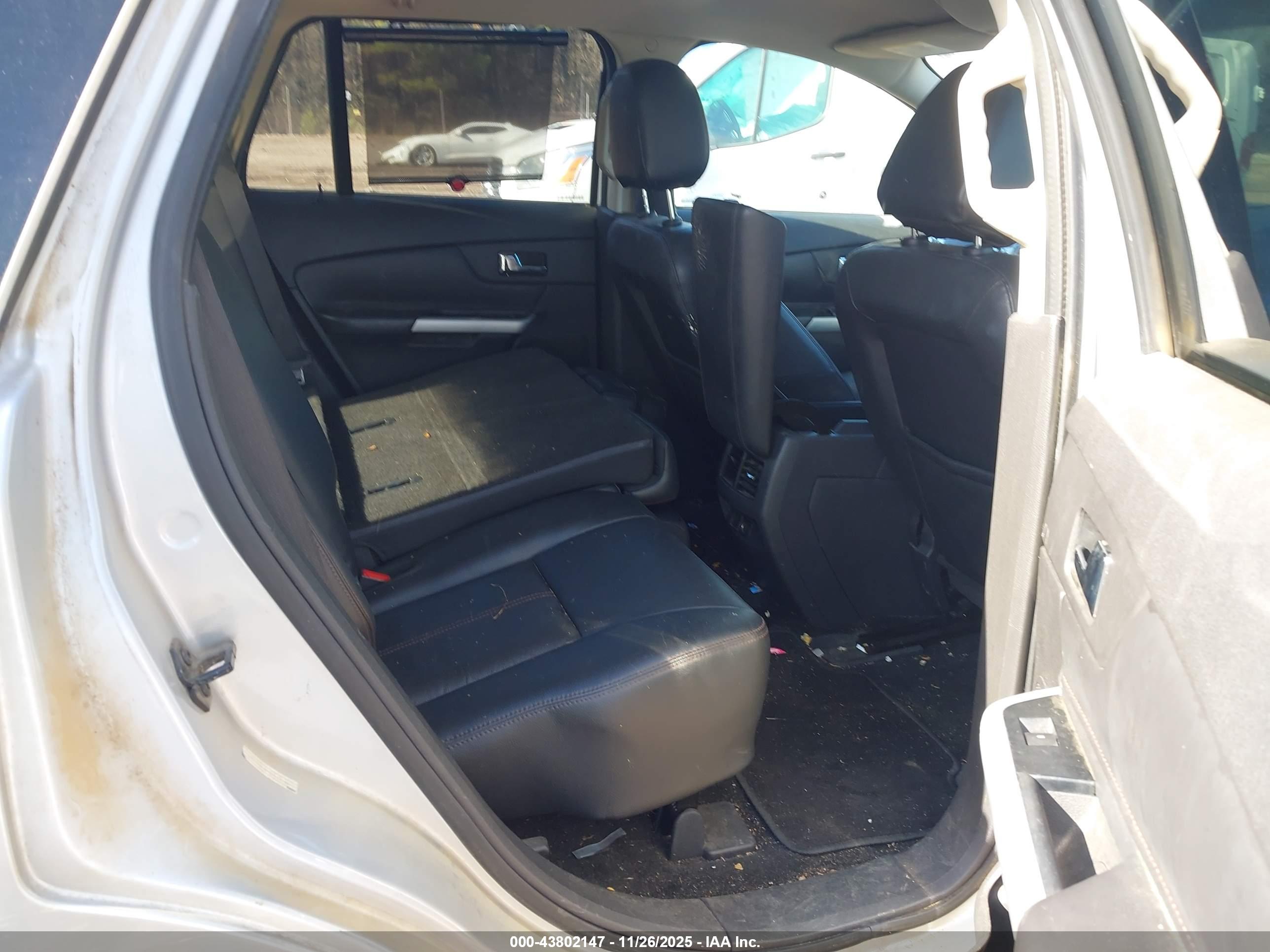 FORD EDGE image 8