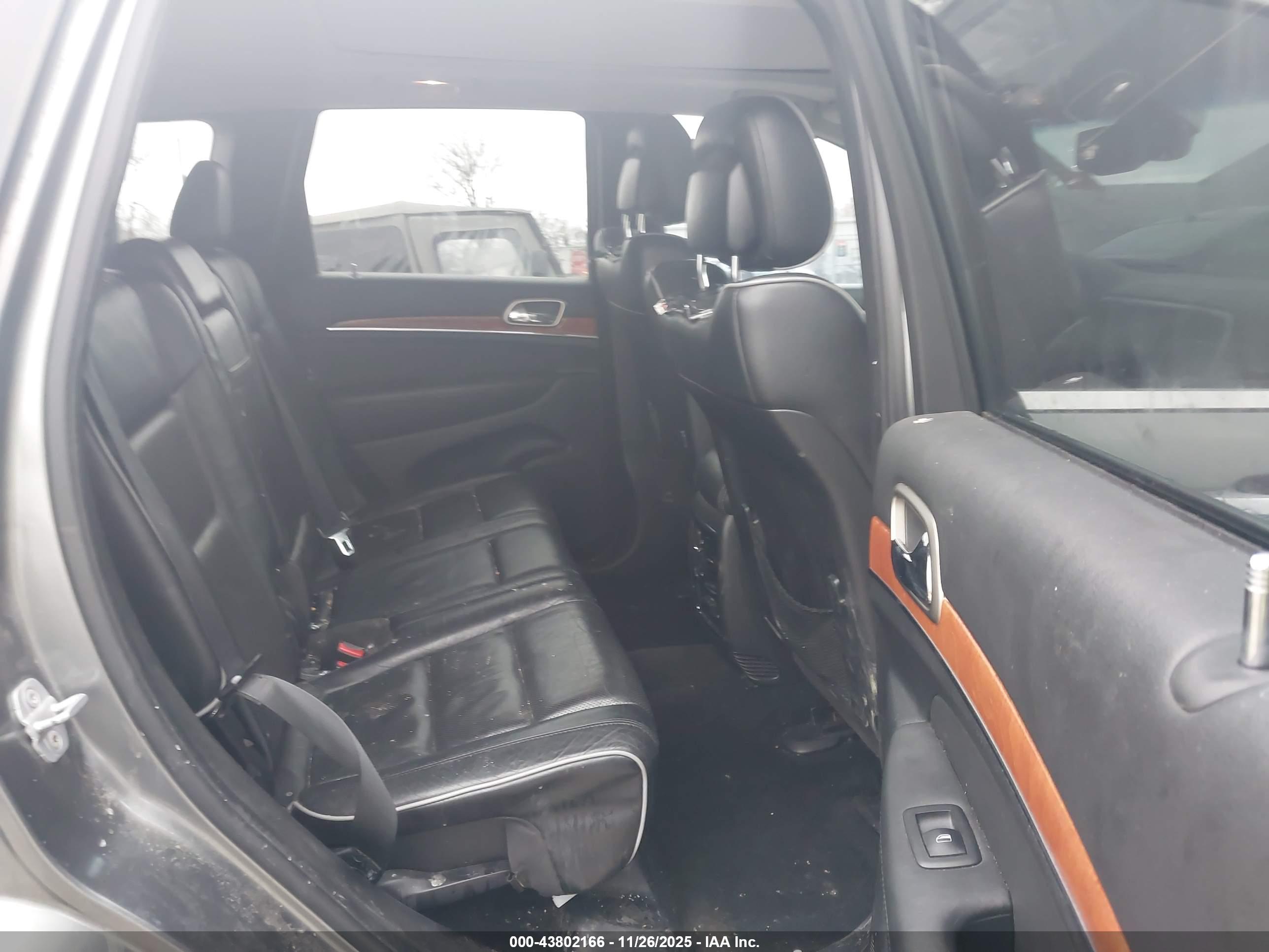 JEEP GRAND image 8