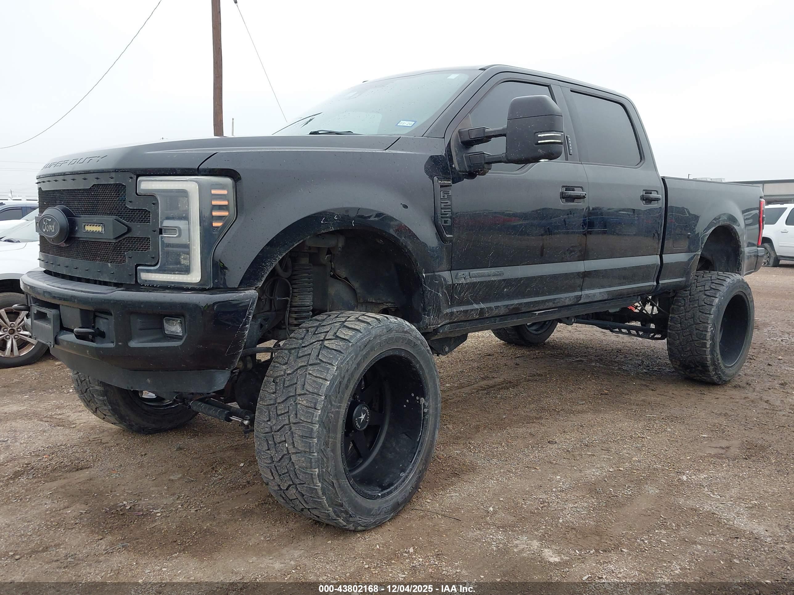 FORD F-250 image 2