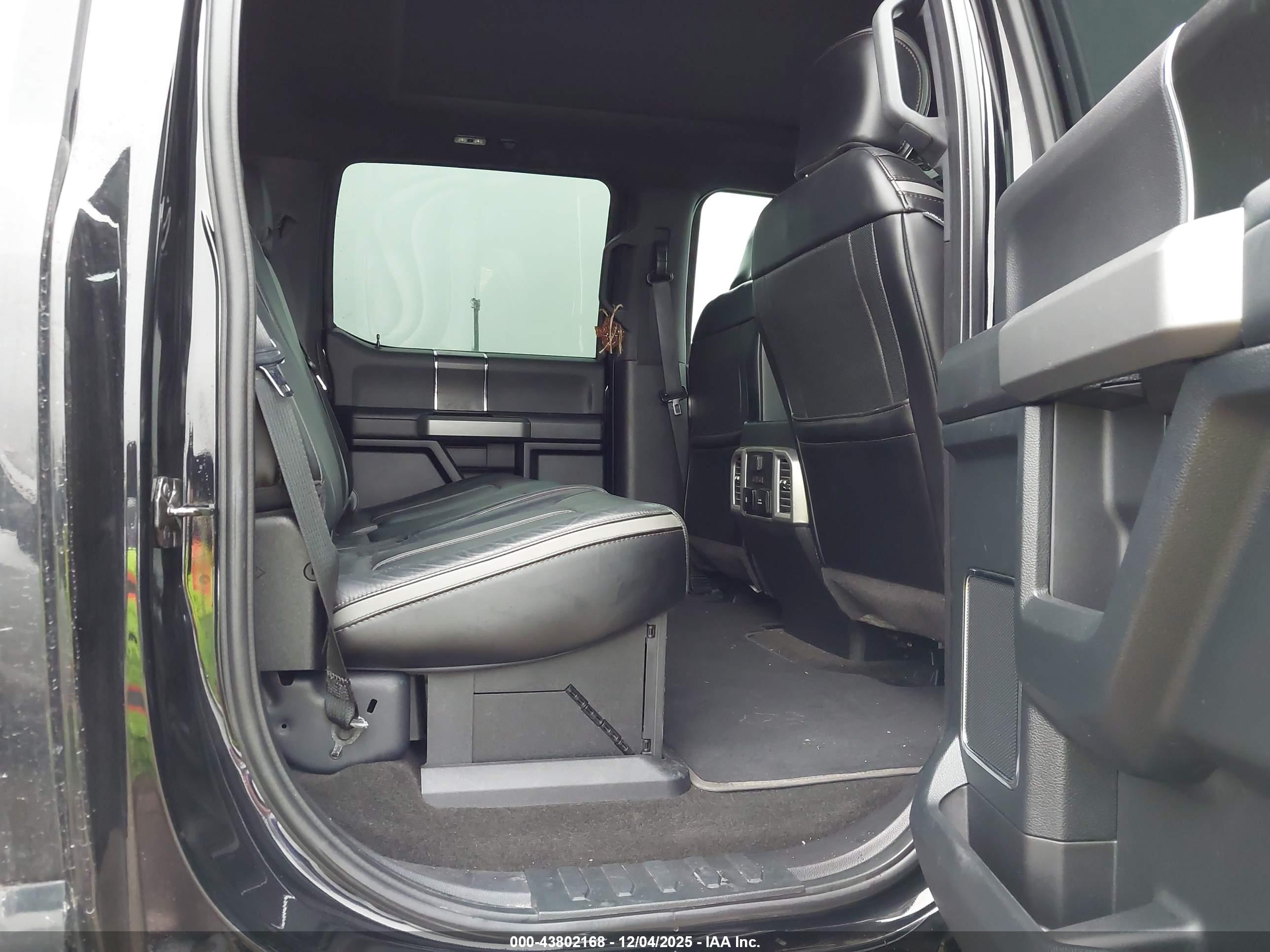 FORD F-250 image 8