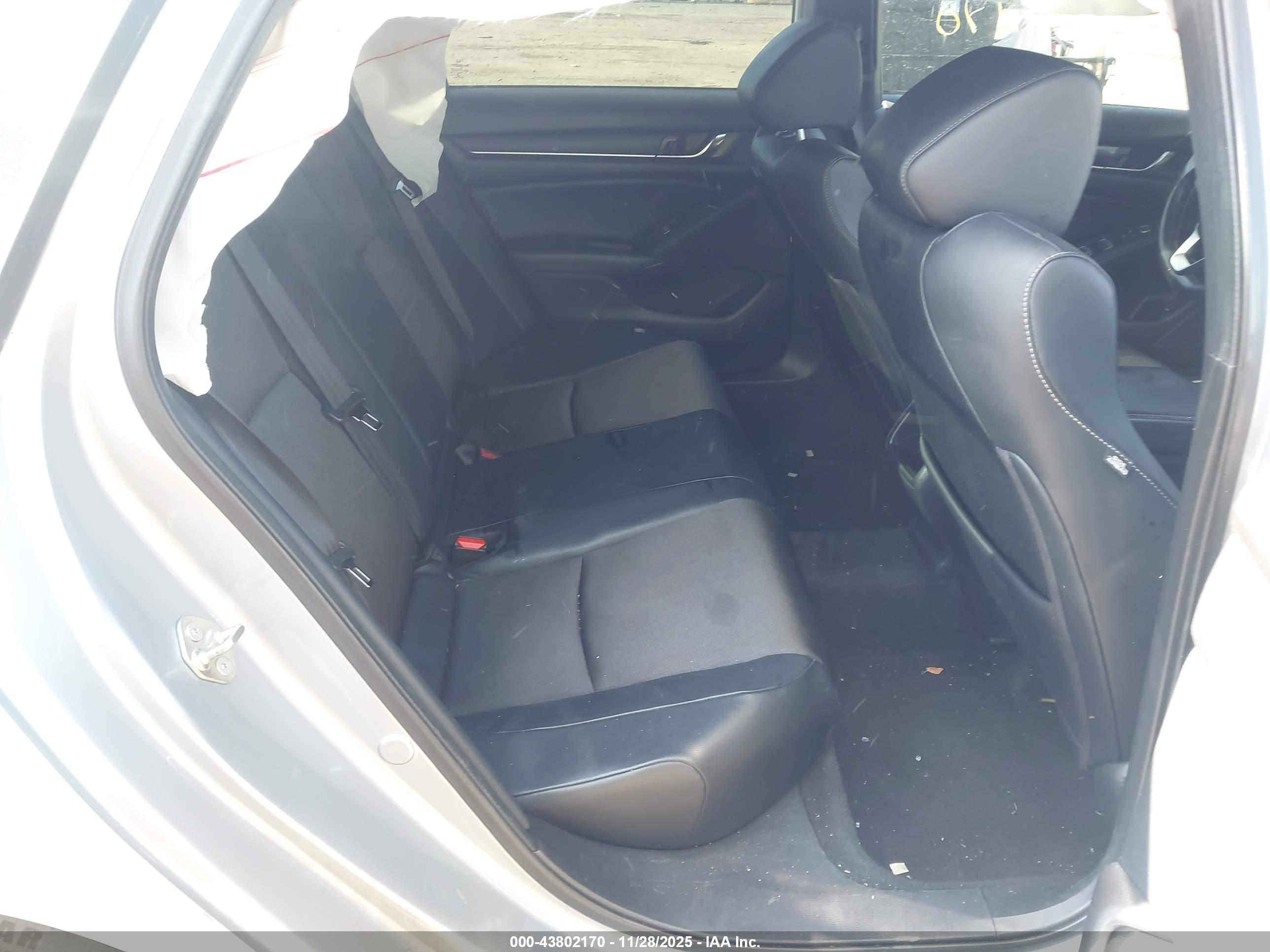 HONDA ACCORD image 8