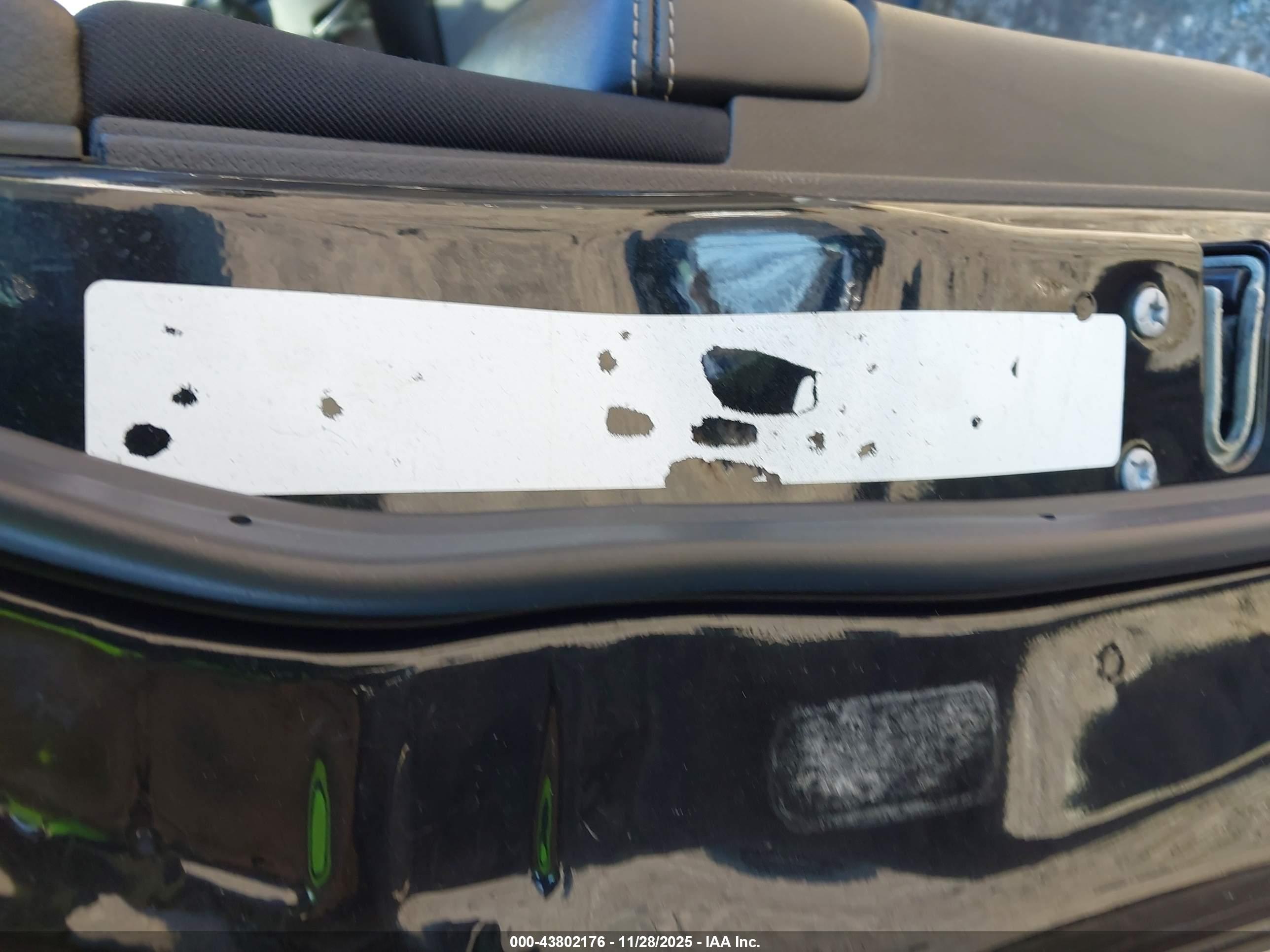 JEEP CHEROKEE image 9