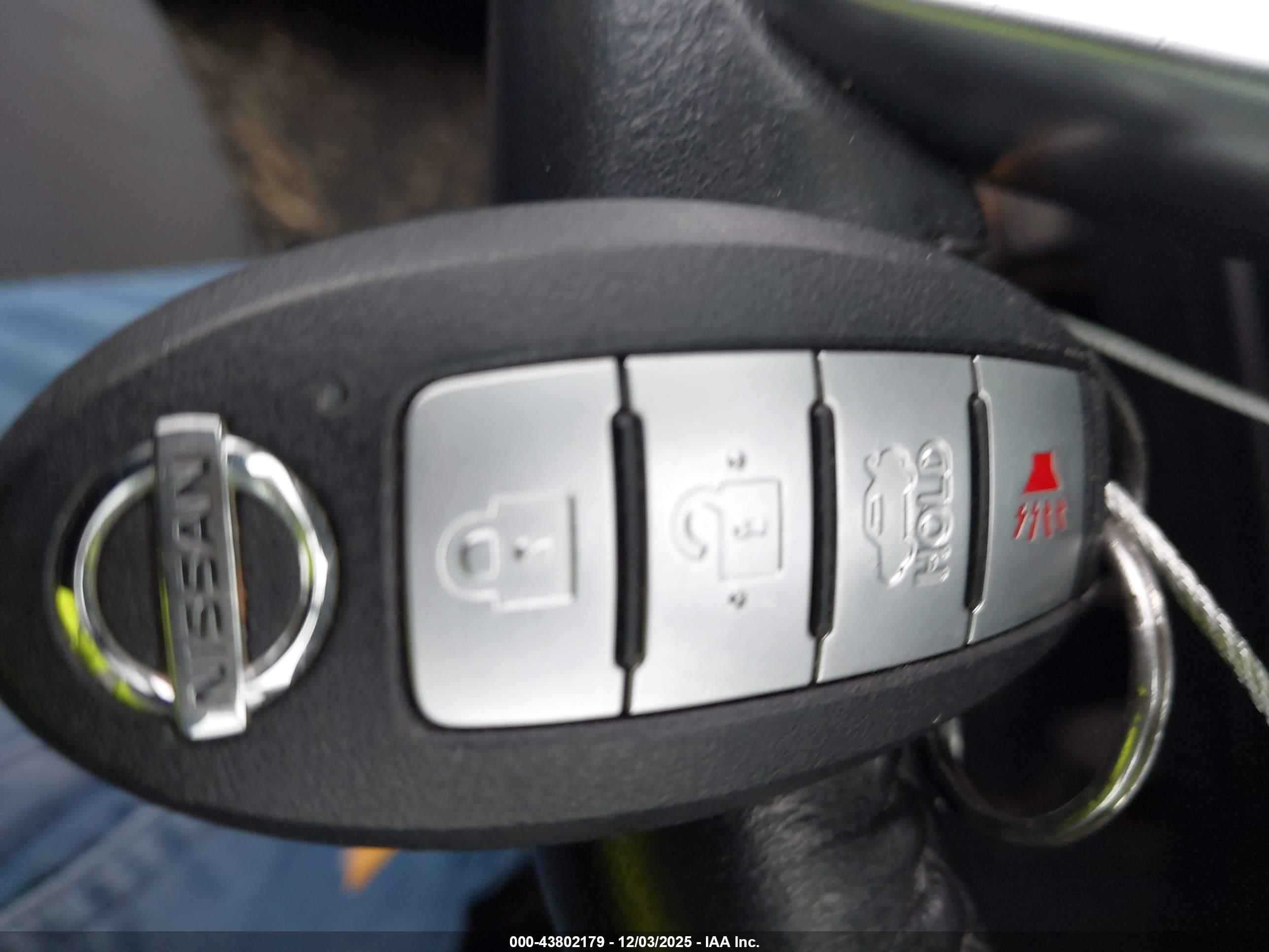 NISSAN SENTRA image 11