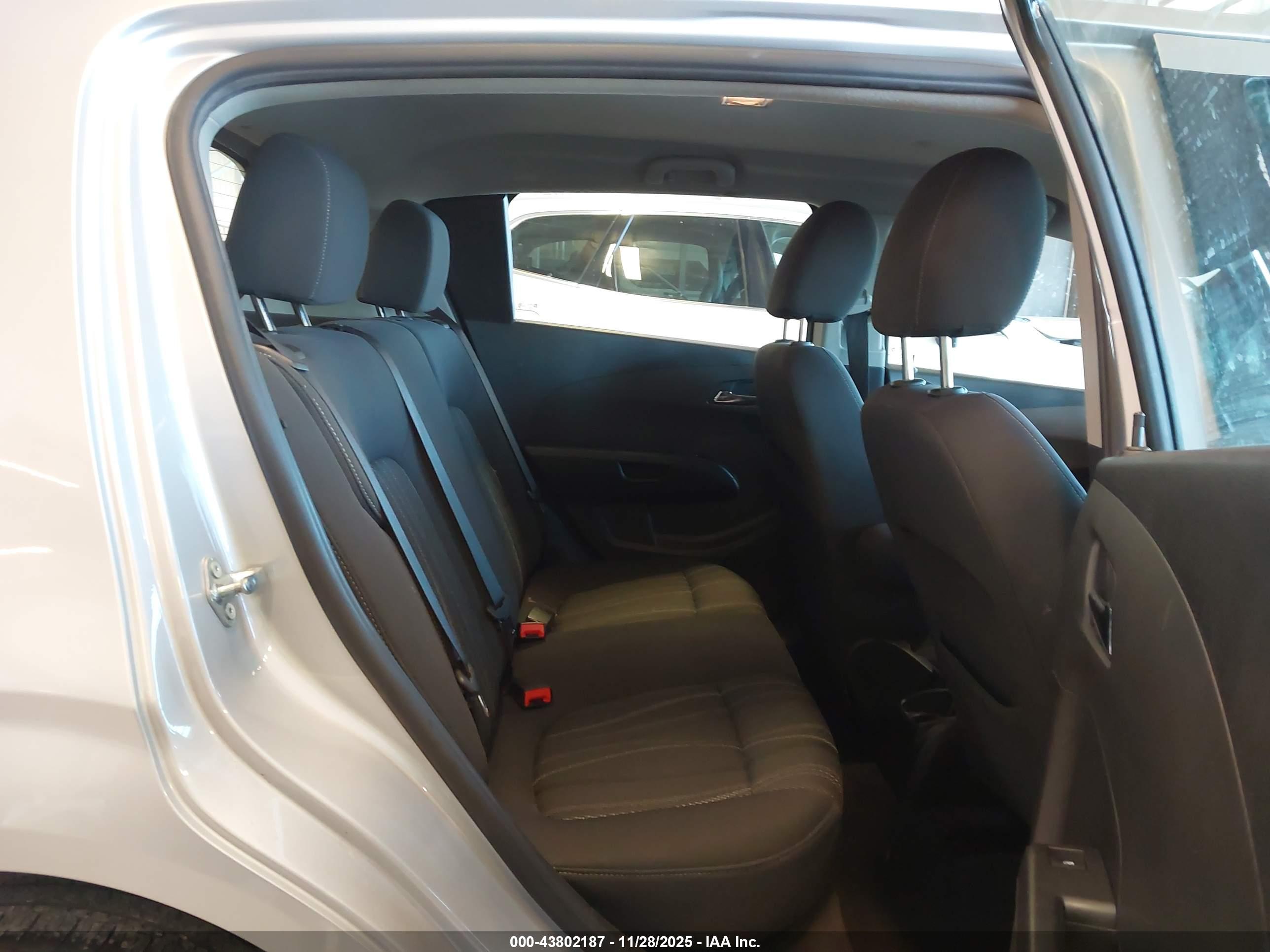 CHEVROLET SONIC image 8