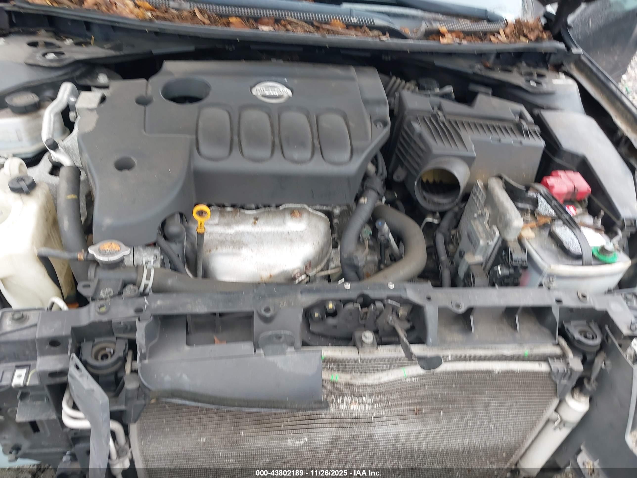 NISSAN ALTIMA image 10