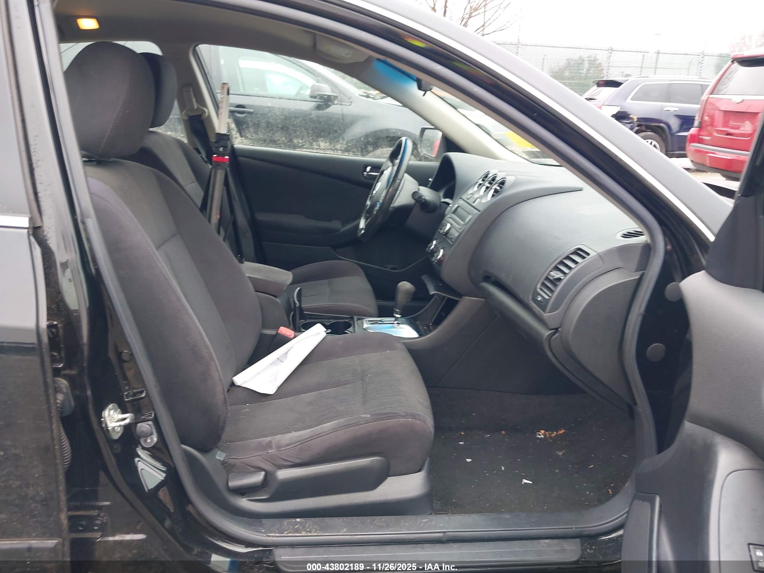 NISSAN ALTIMA image 5