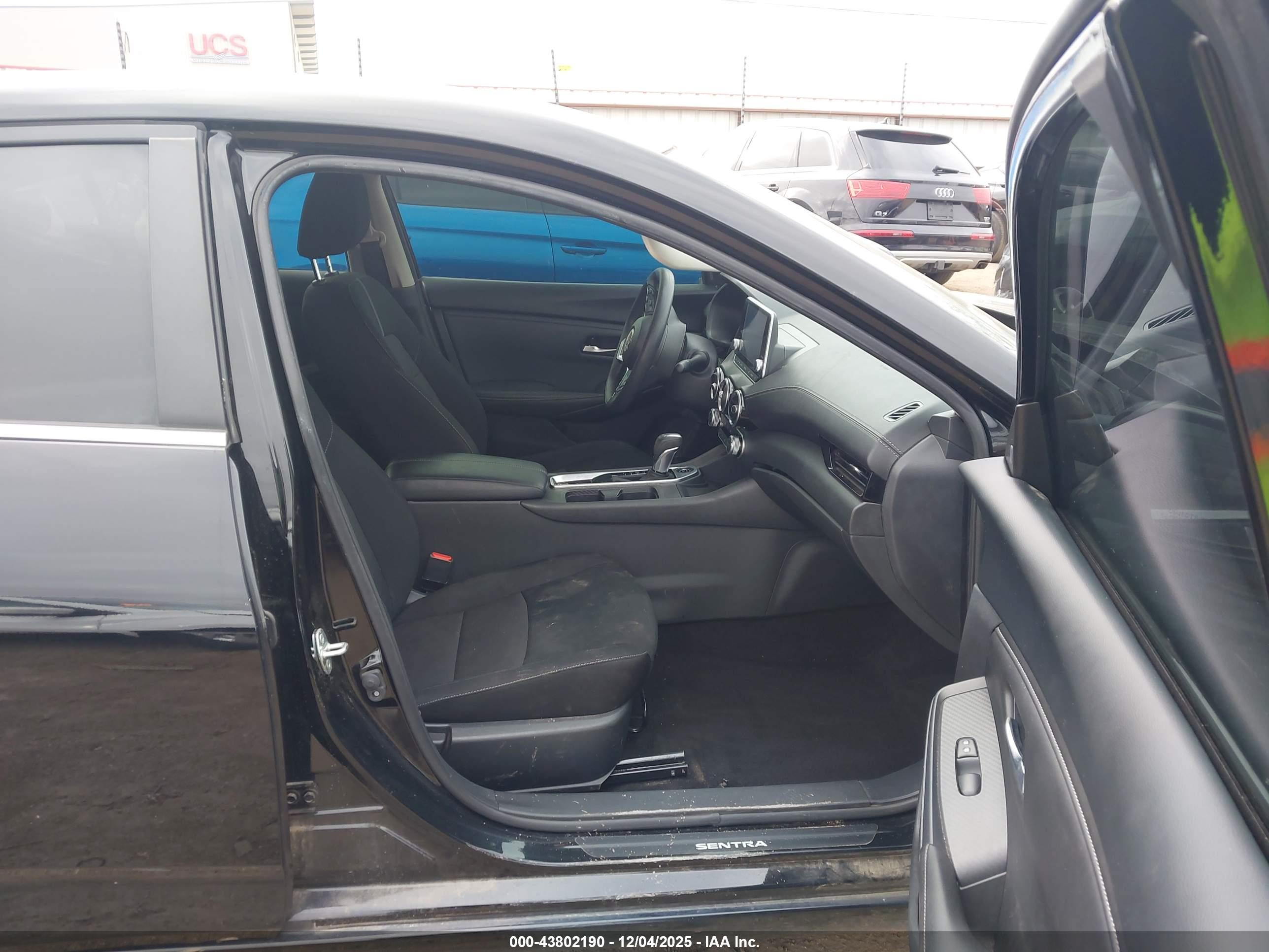 NISSAN SENTRA image 5