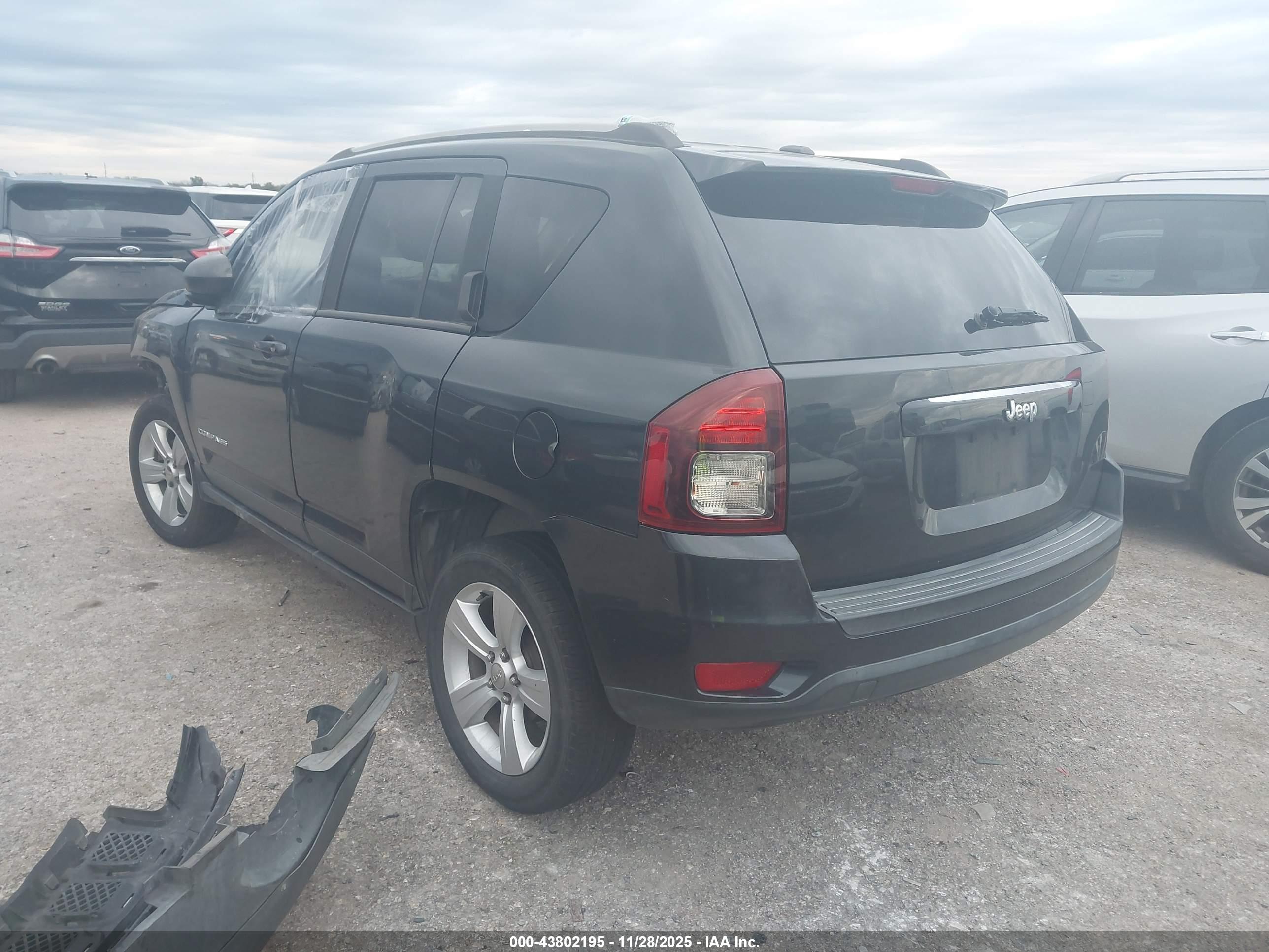 JEEP COMPASS image 3
