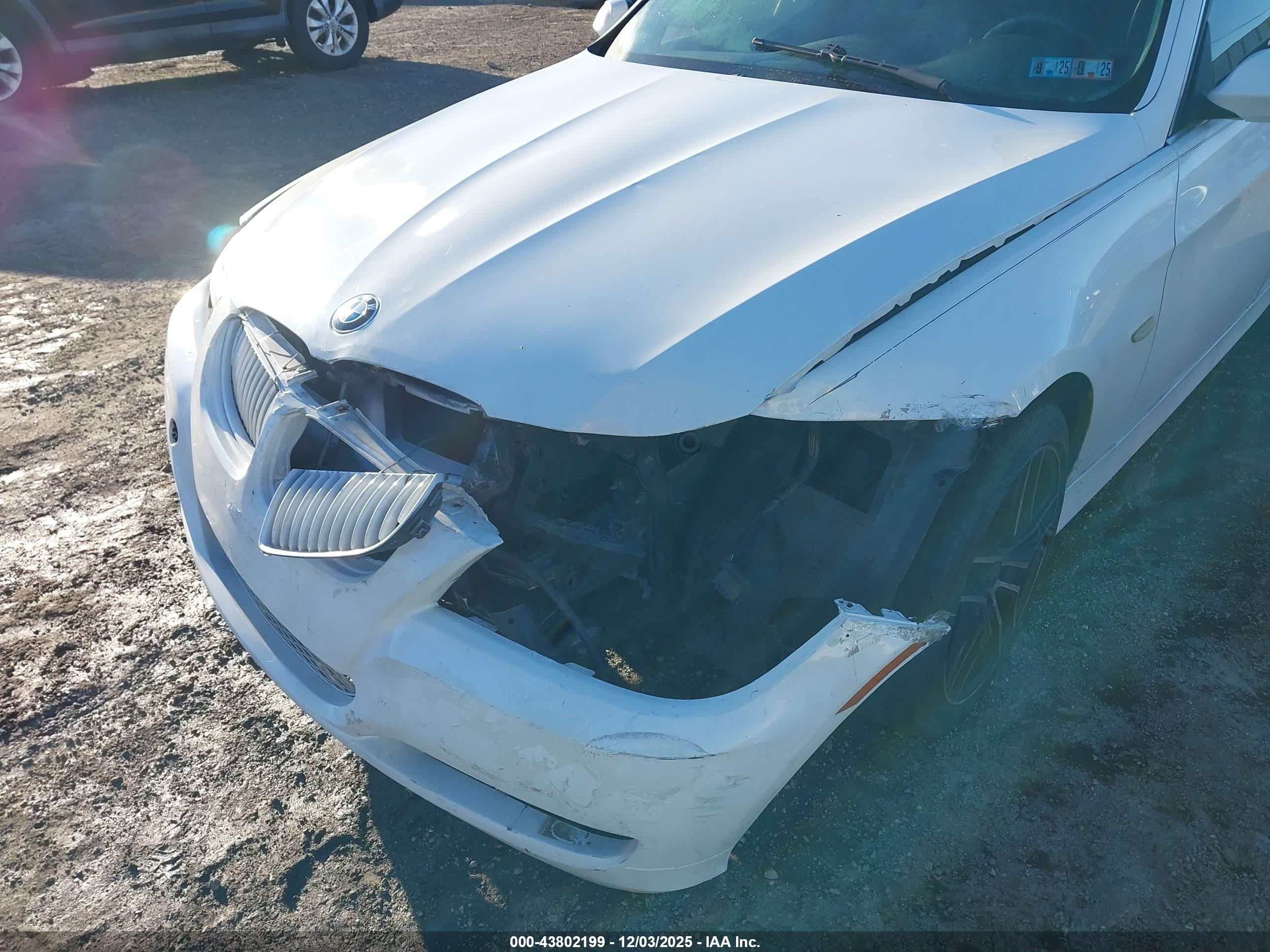 BMW 330I image 6